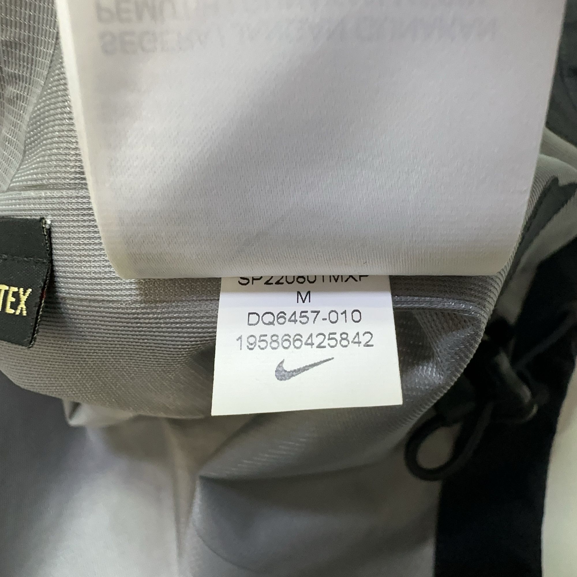Nike Nike x Off-White Gore-Tex Jacket Size M Size US M / EU 48-50 / 2 - 4 Thumbnail