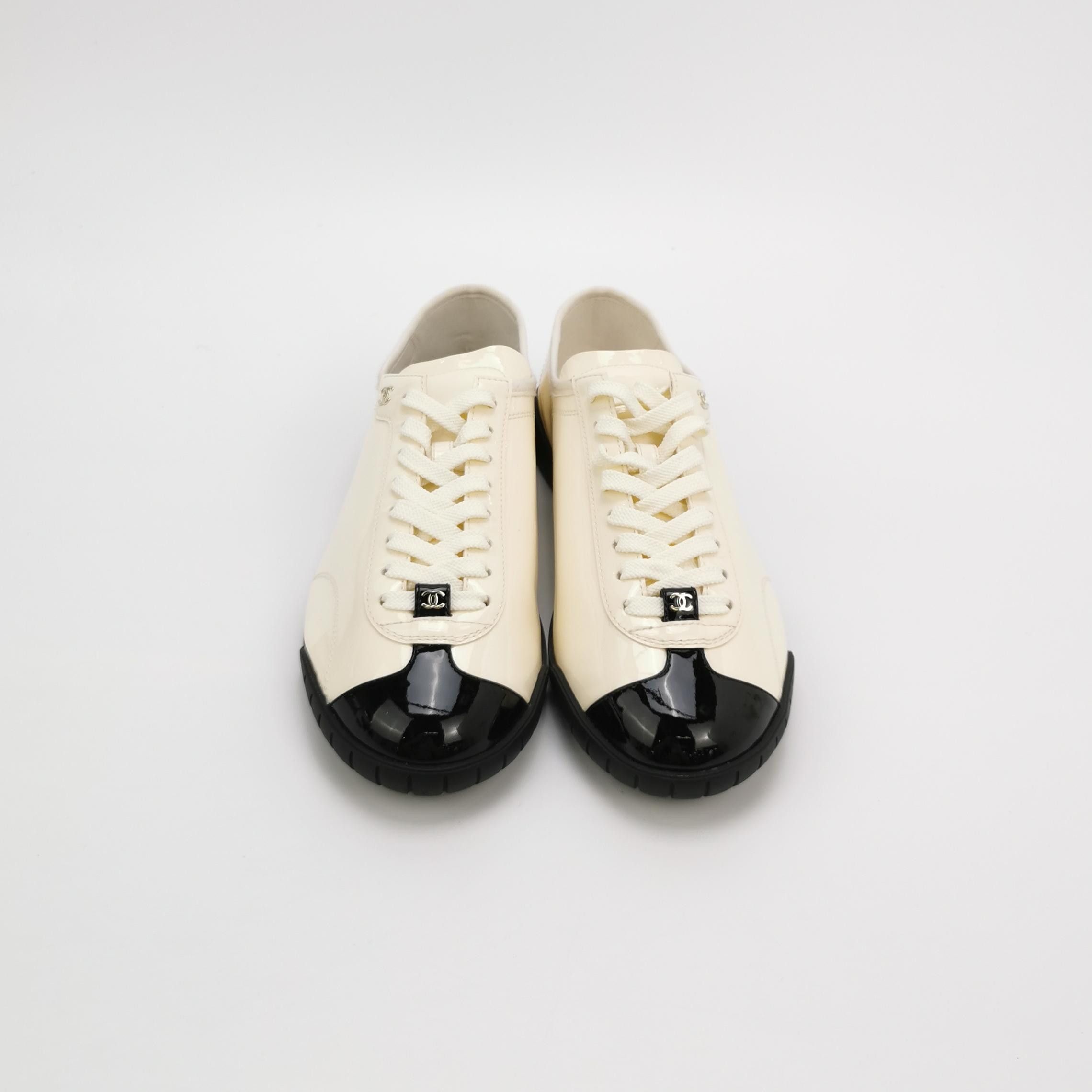 Chanel Chanel Women 8 Lowtop Sneakers Size US 8 / IT 38 - 3 Thumbnail
