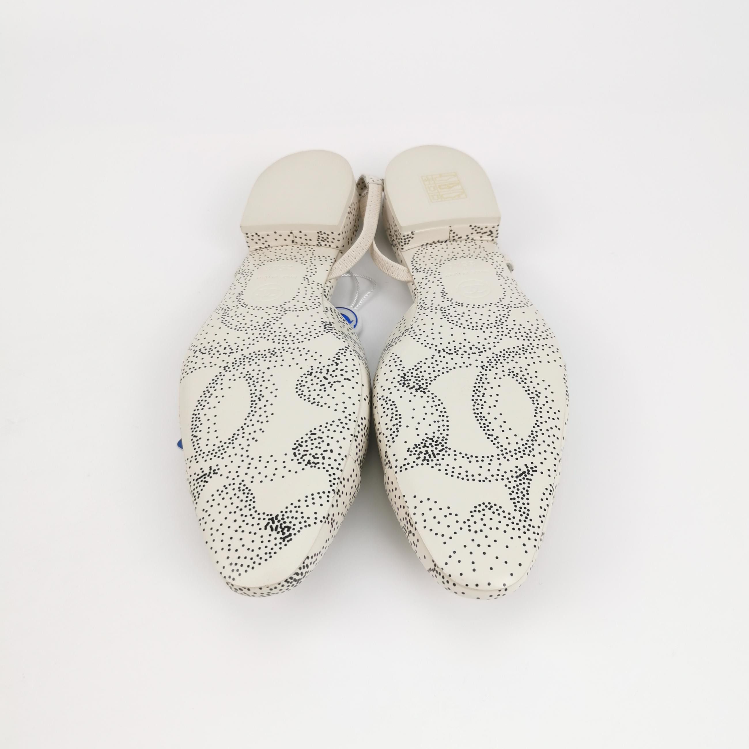 Chanel Chanel Women 5-5 Flats Size US 5.5 / IT 35.5 - 5 Thumbnail