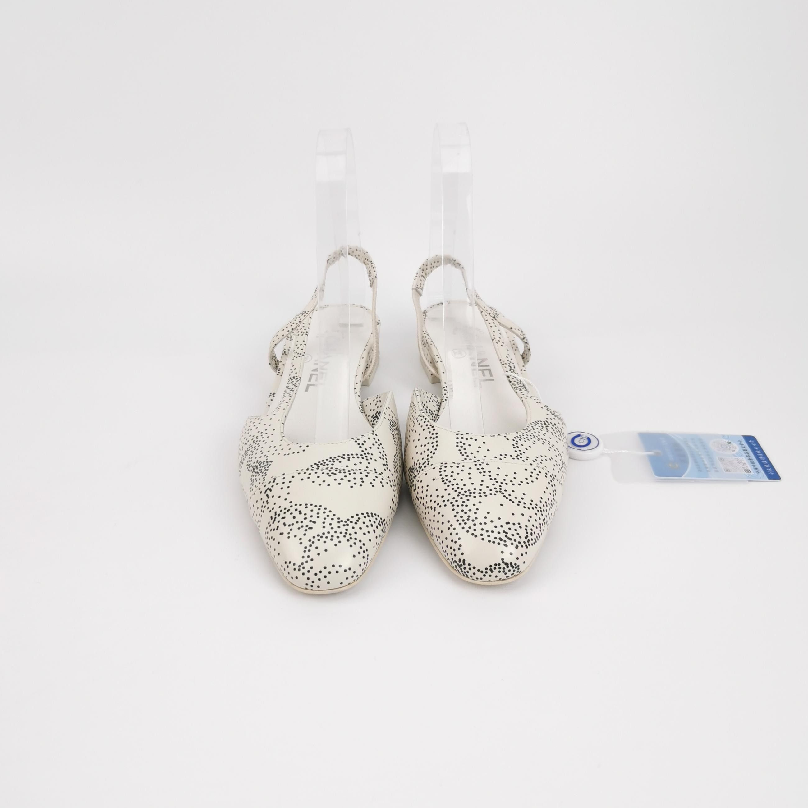 Chanel Chanel Women 5-5 Flats Size US 5.5 / IT 35.5 - 3 Thumbnail