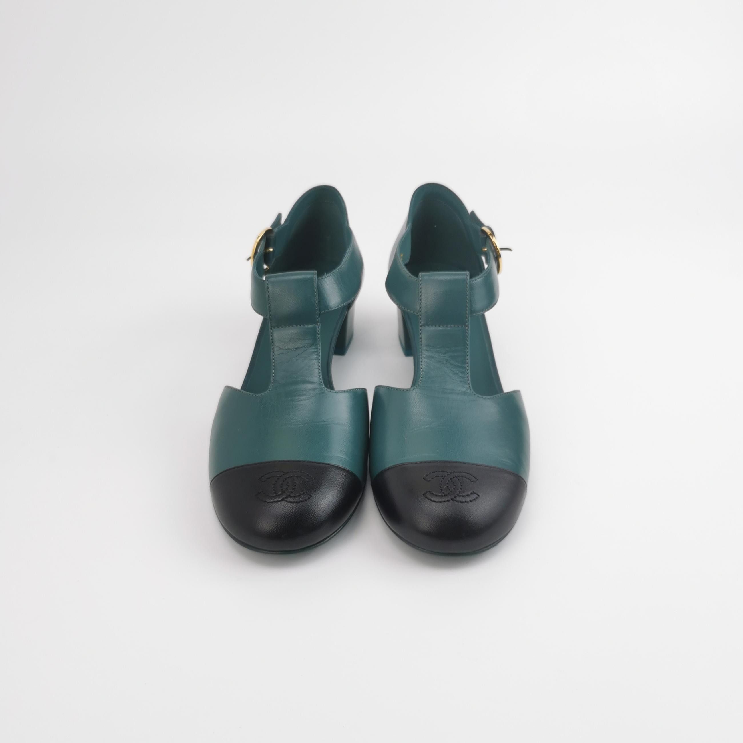 Chanel Chanel Women 6 Flats Size US 6 / IT 36 - 3 Thumbnail