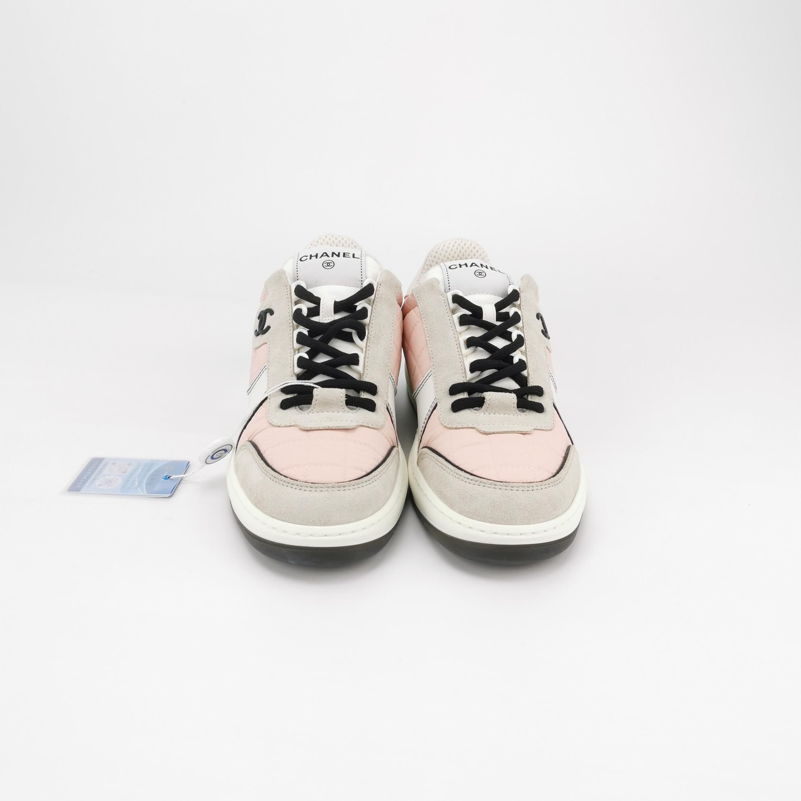 Chanel Chanel Women 7-5 Lowtop Sneakers Size US 7.5 / IT 37.5 - 3 Thumbnail