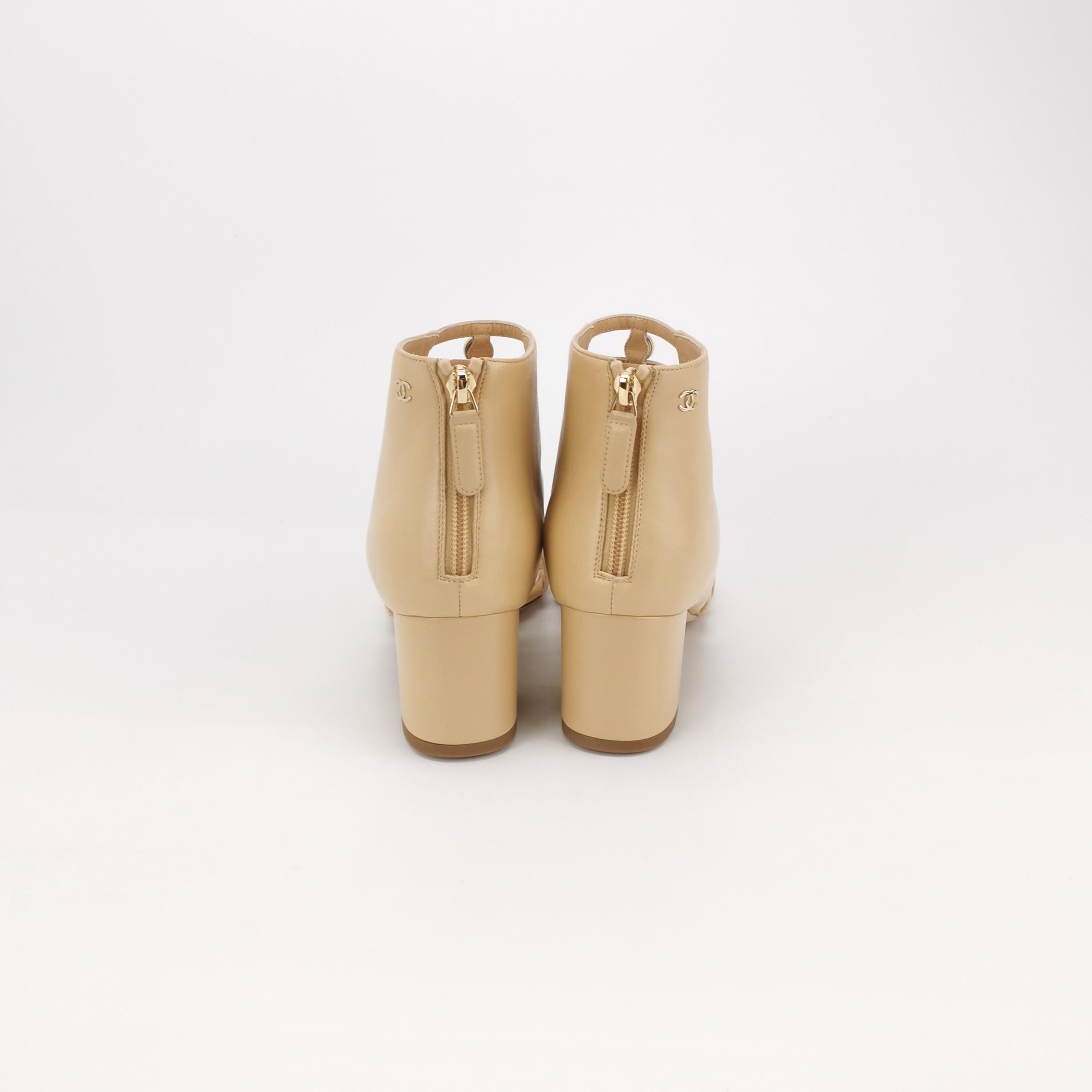 Chanel Chanel Women 6-5 Sandals Size US 6.5 / IT 36.5 - 4 Thumbnail