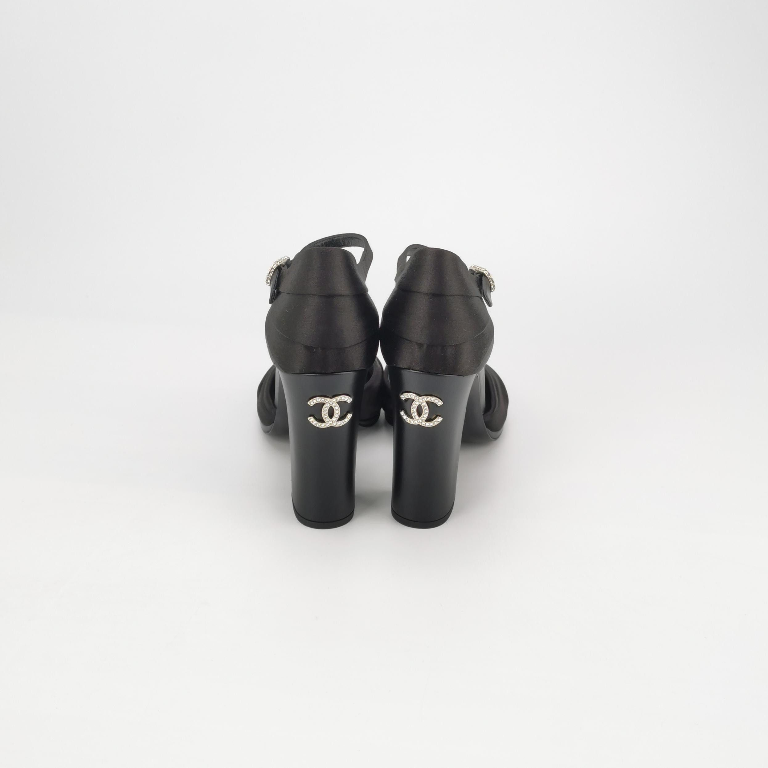 Chanel Chanel Women 8 Heels Size US 8 / IT 38 - 4 Thumbnail