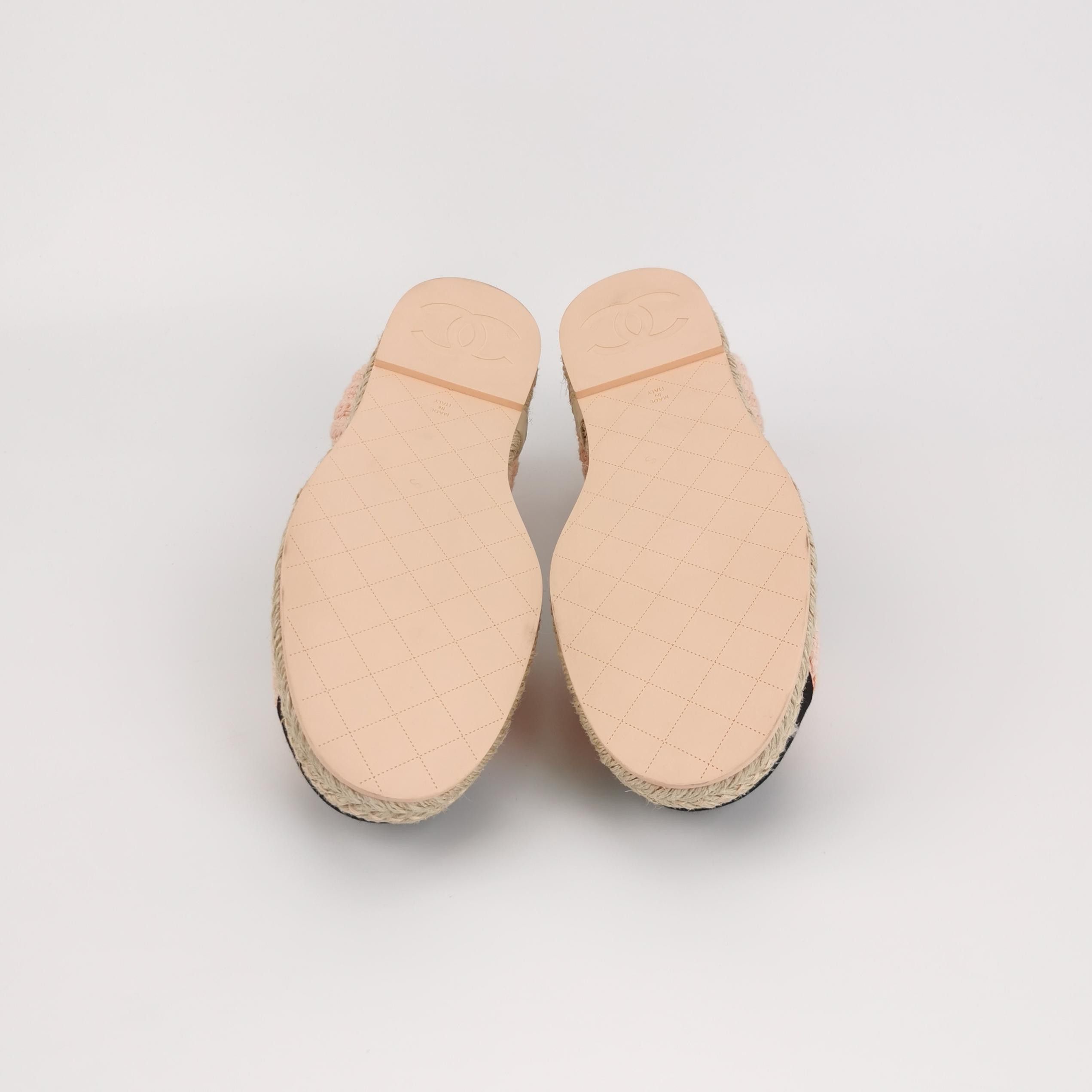Chanel Chanel Women 7 Flats Size US 7 / IT 37 - 5 Thumbnail