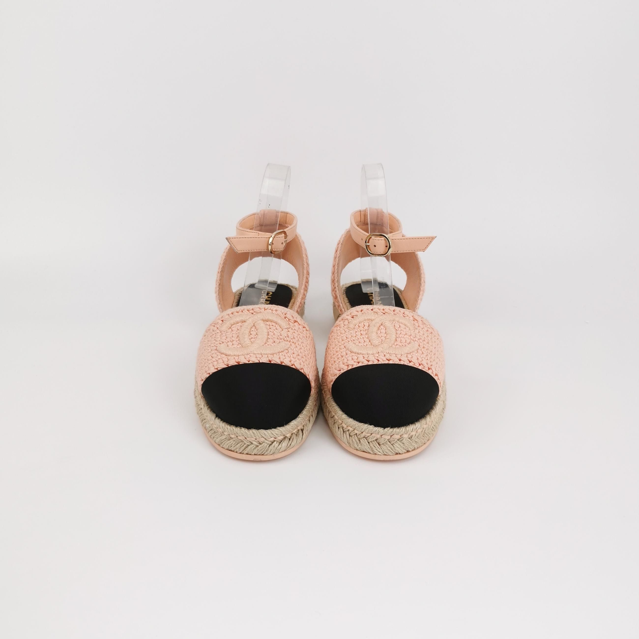 Chanel Chanel Women 7 Flats Size US 7 / IT 37 - 3 Thumbnail