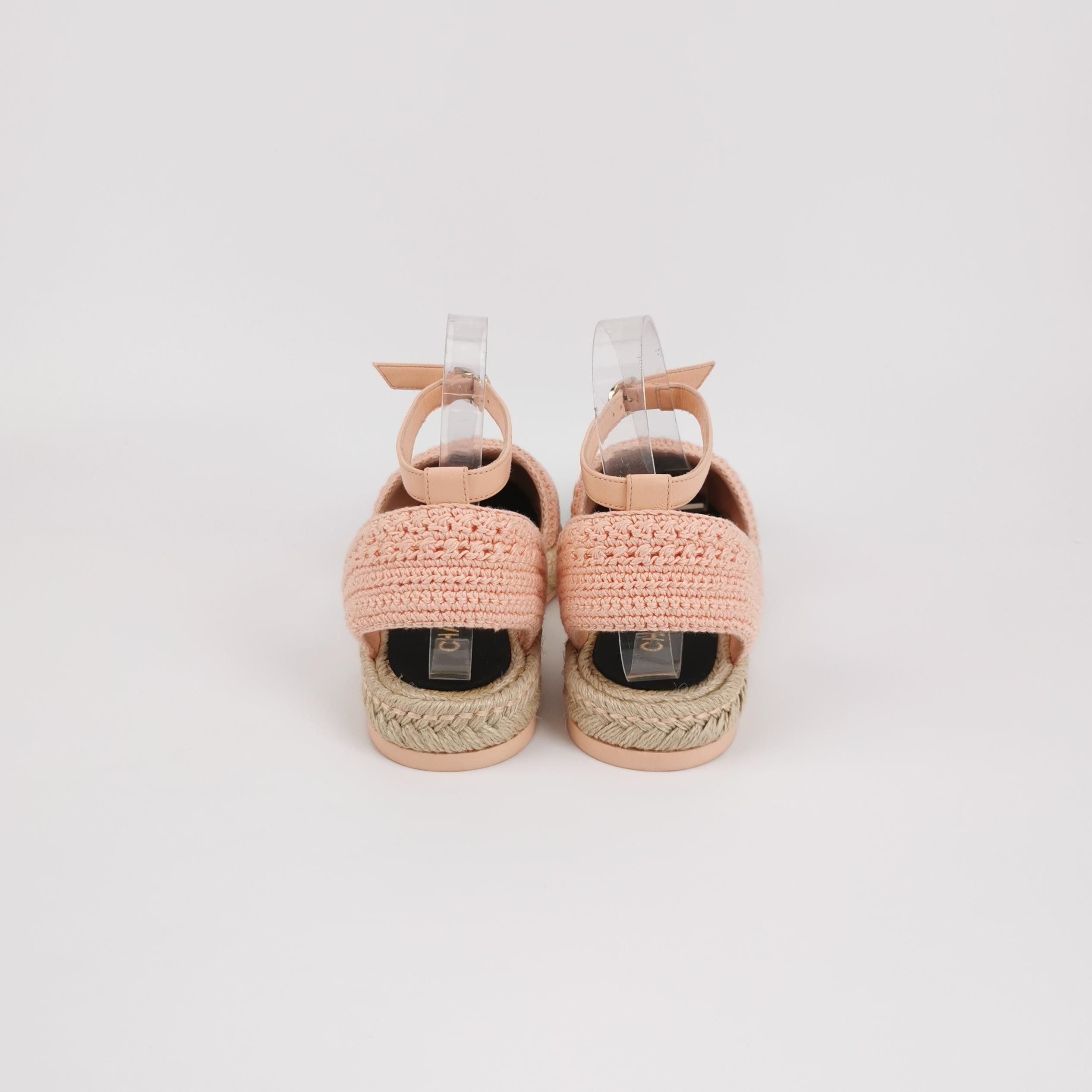 Chanel Chanel Women 7 Flats Size US 7 / IT 37 - 4 Thumbnail