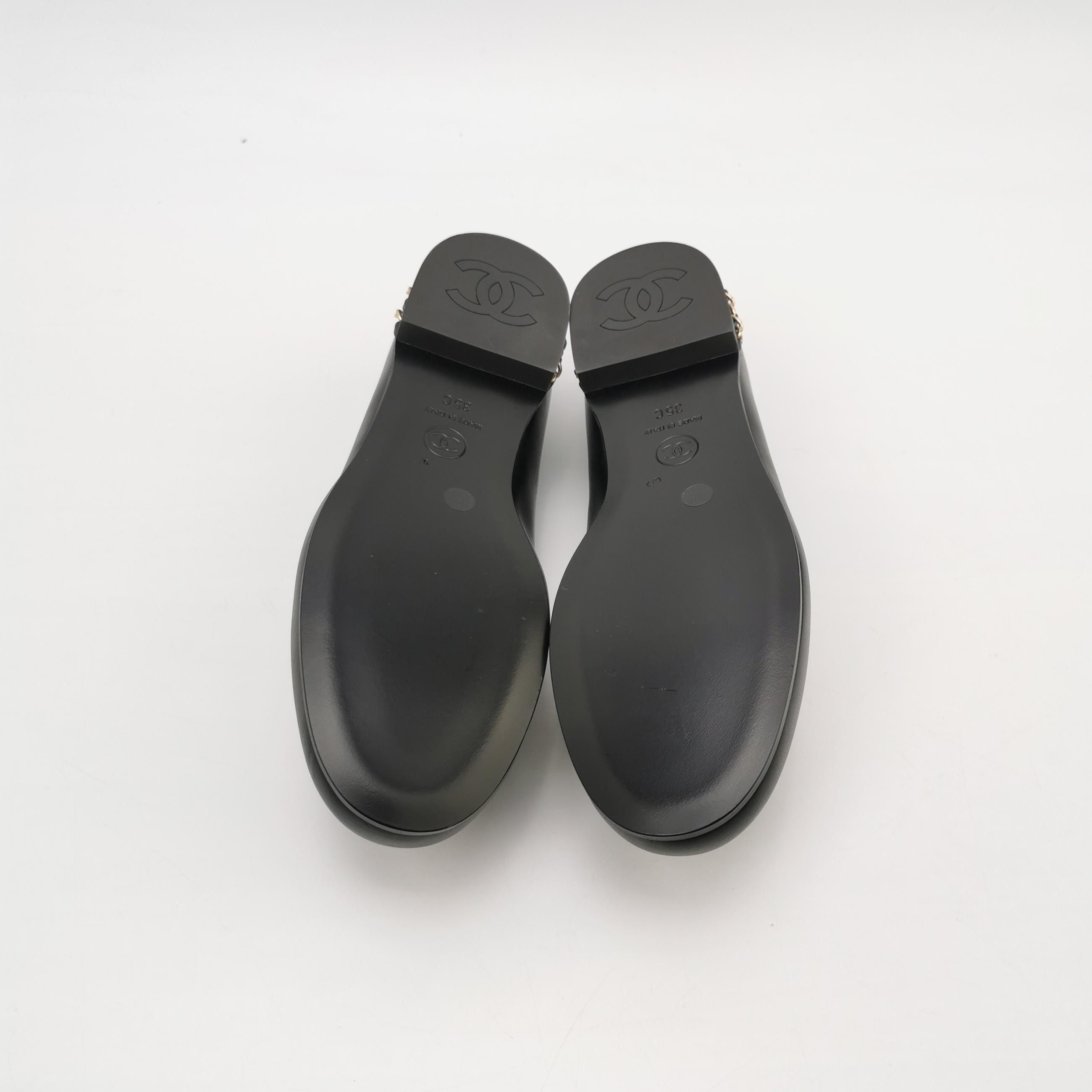 Chanel Chanel Women 5 Flats Size US 5 / IT 35 - 5 Thumbnail