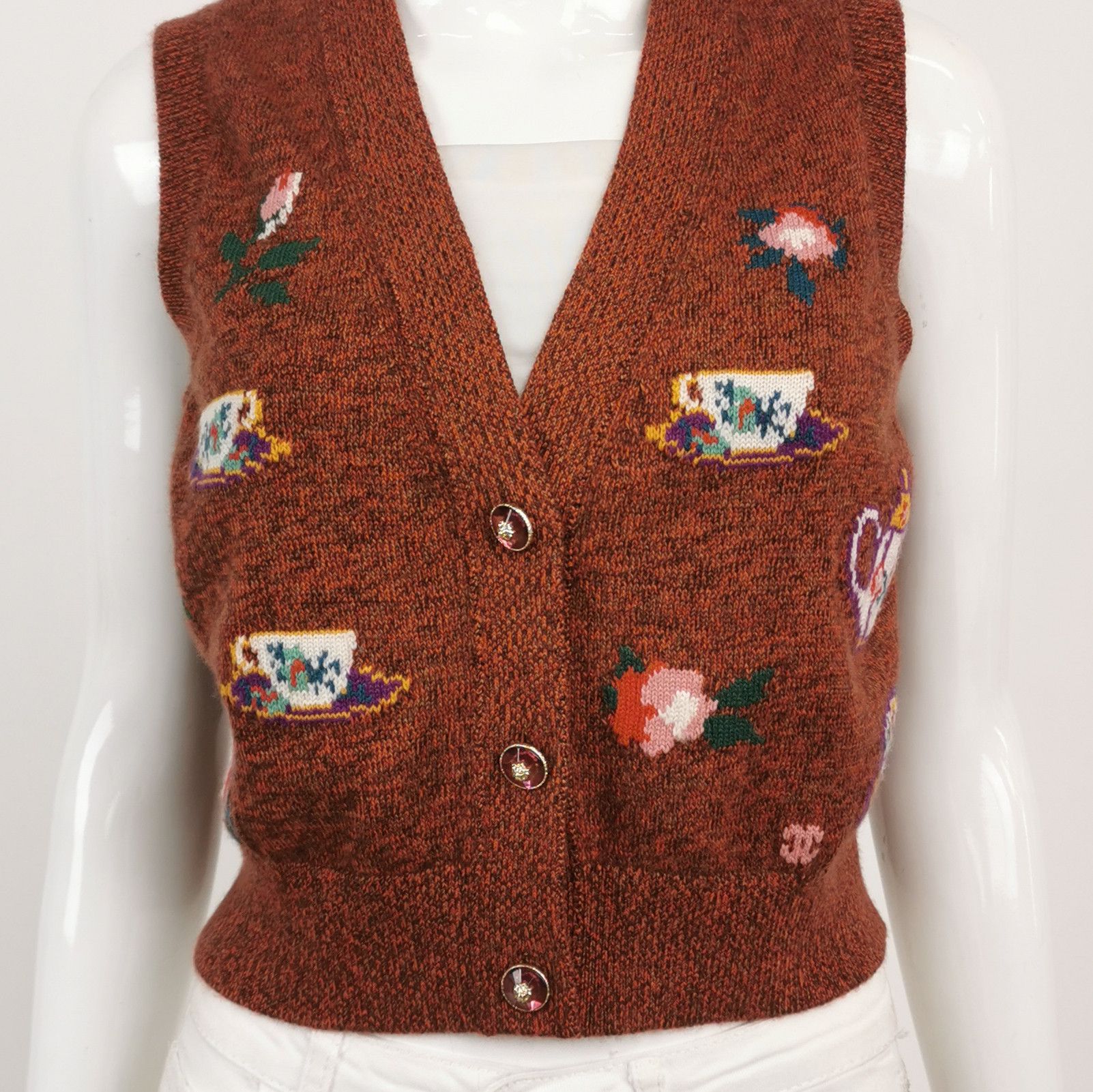 Chanel Chanel Women s Vests Size S / US 4 / IT 40 - 3 Thumbnail