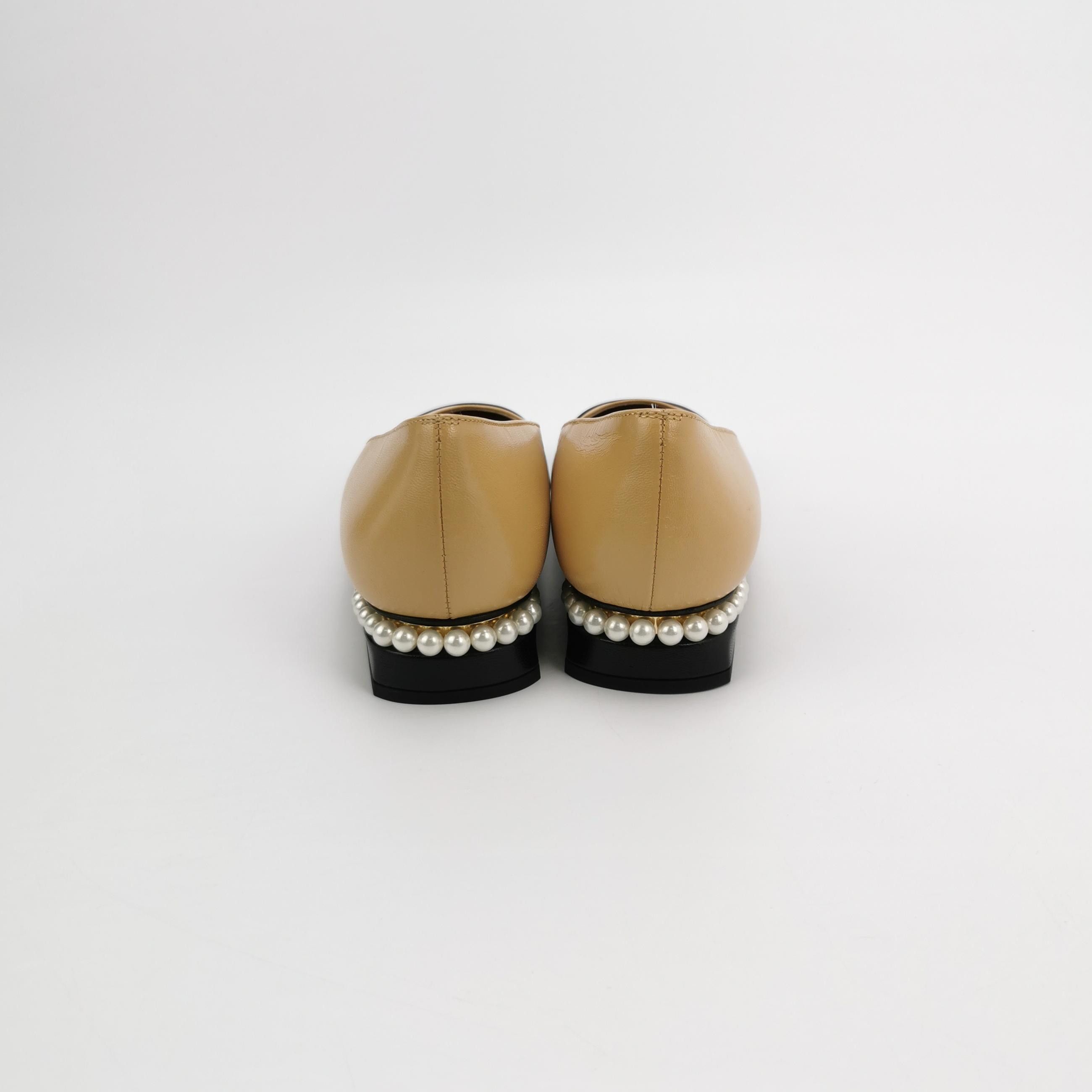 Chanel Chanel Women 7 Flats Size US 7 / IT 37 - 4 Thumbnail