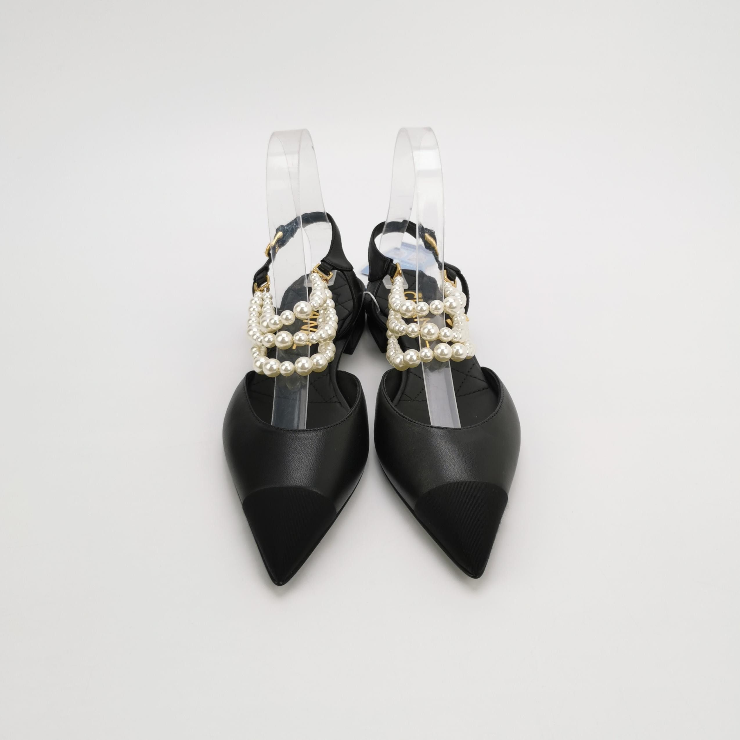 Chanel Chanel Women 6 Flats Size US 6 / IT 36 - 3 Thumbnail