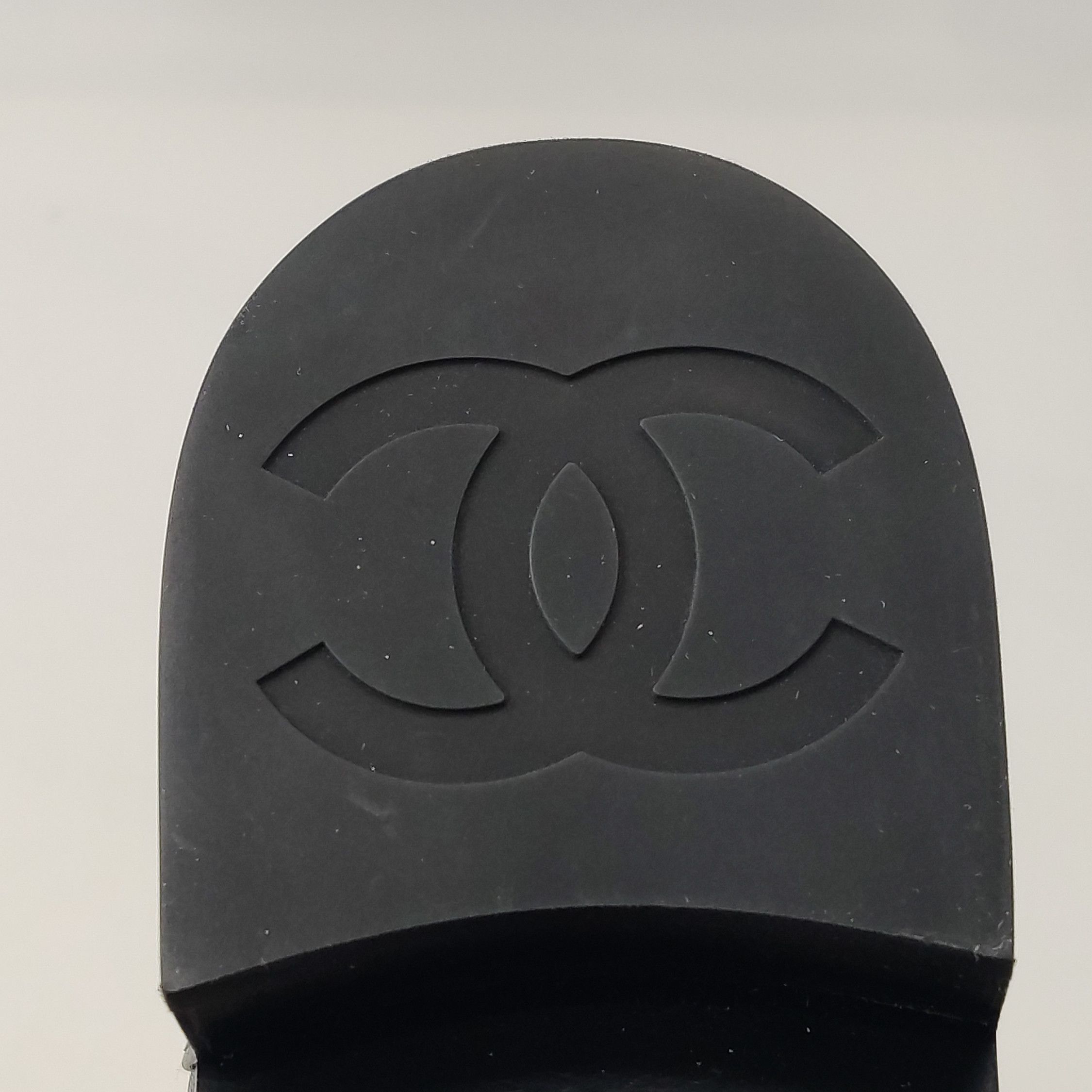 Chanel Chanel Women 6 Boots Size US 6 / IT 36 - 11 Thumbnail