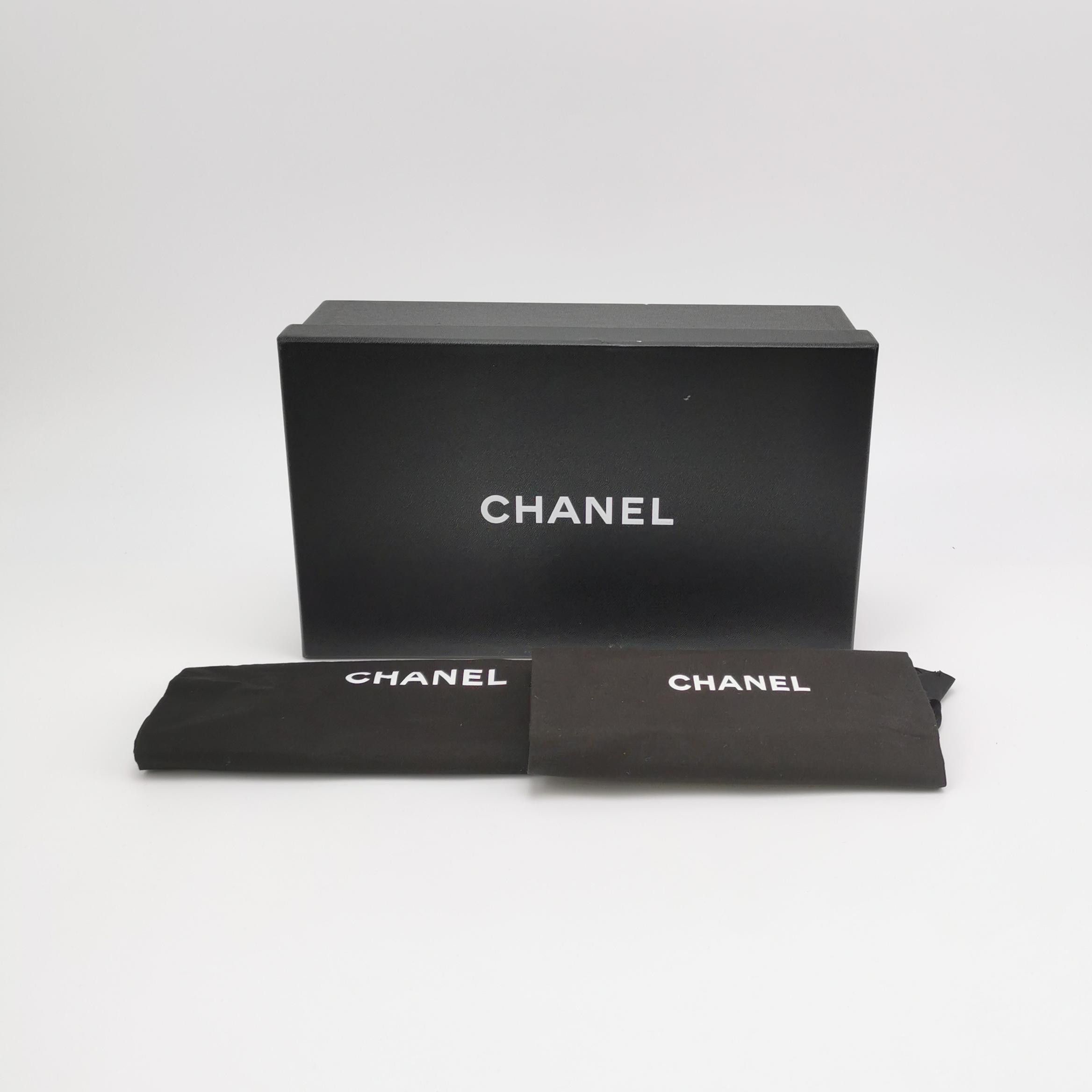 Chanel Chanel Women 5 Flats Size US 5 / IT 35 - 6 Thumbnail