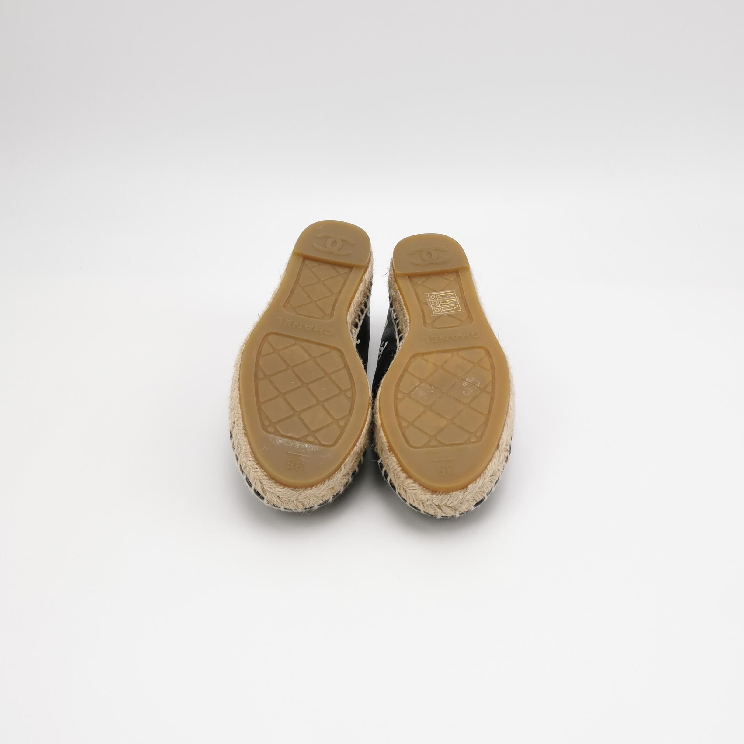 Chanel Chanel Women 5 Flats Size US 5 / IT 35 - 5 Thumbnail