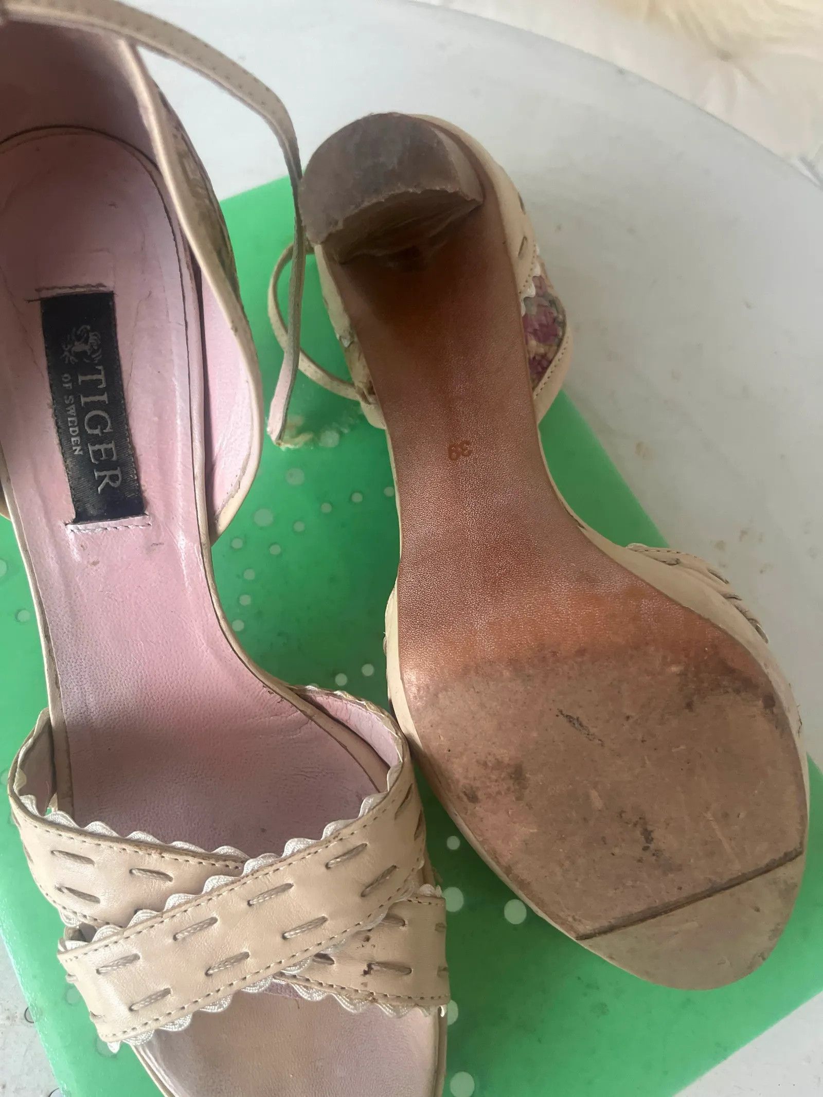 Tiger of Sweden Tiger of Sweden Heels Size US 9 / IT 39 - 3 Thumbnail