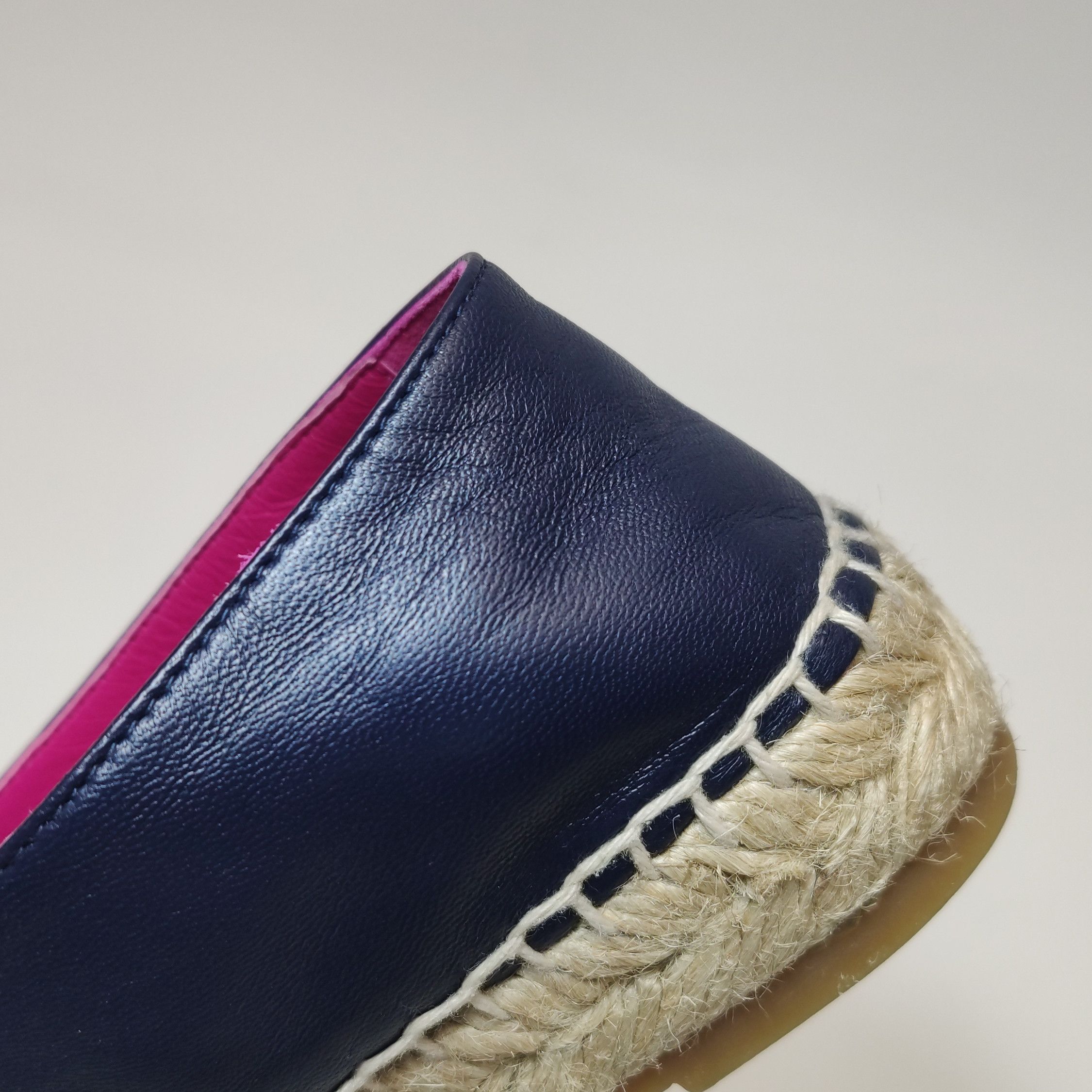 Chanel Chanel Women 6 Flats Size US 6 / IT 36 - 9 Thumbnail