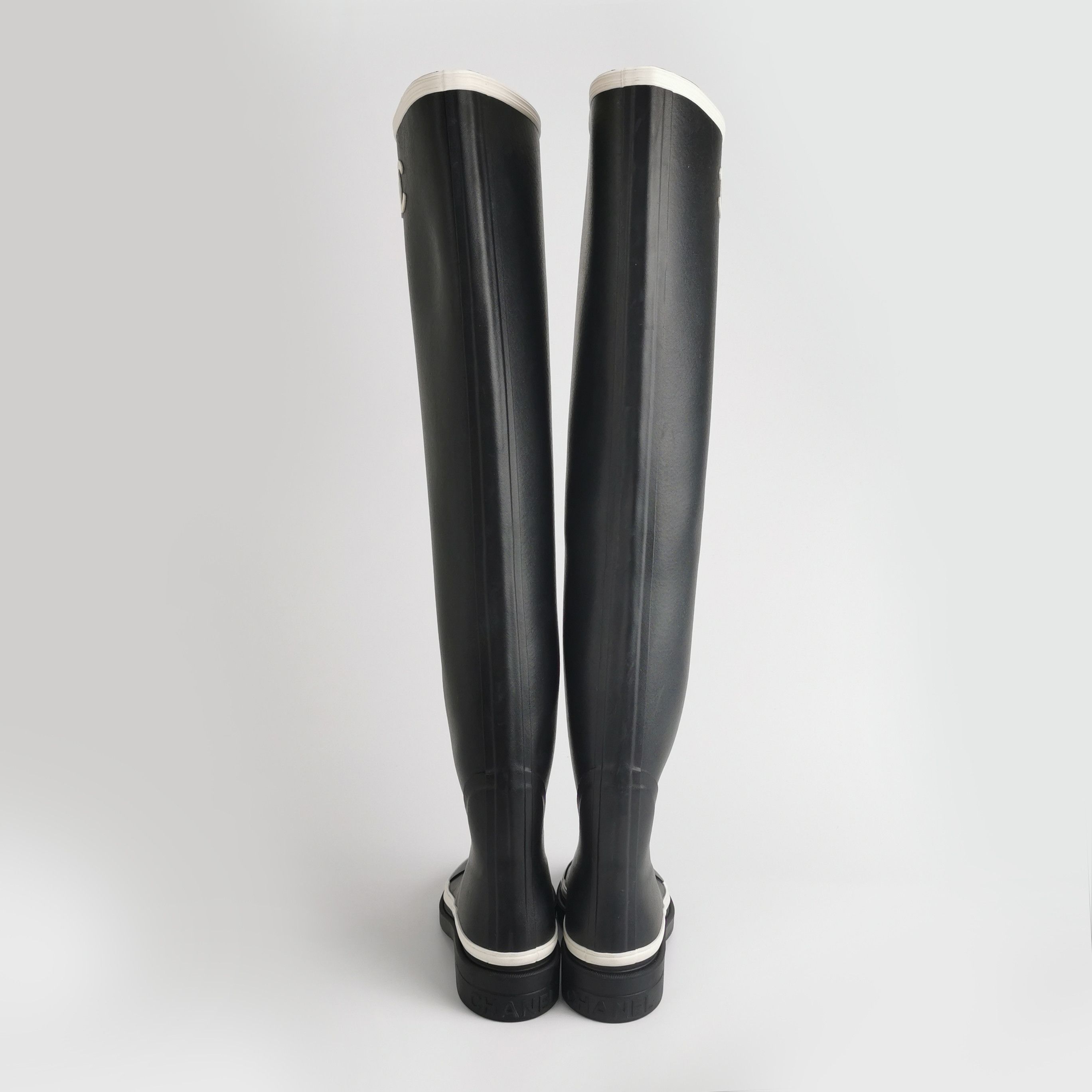 Chanel Chanel Women 6 Boots Size US 6 / IT 36 - 4 Thumbnail