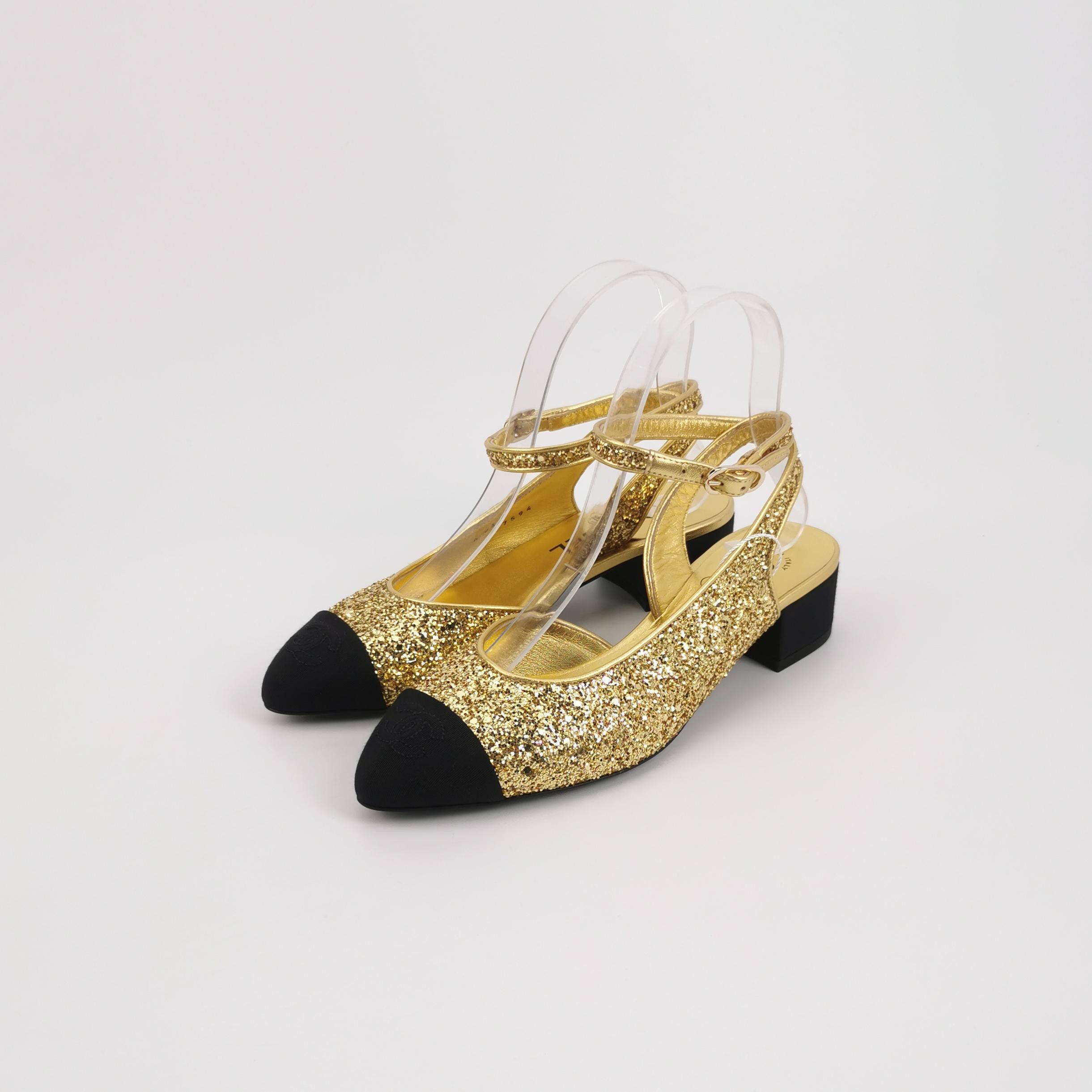 Chanel Chanel Women 6-5 Flats Size US 6.5 / IT 36.5 - 2 Thumbnail