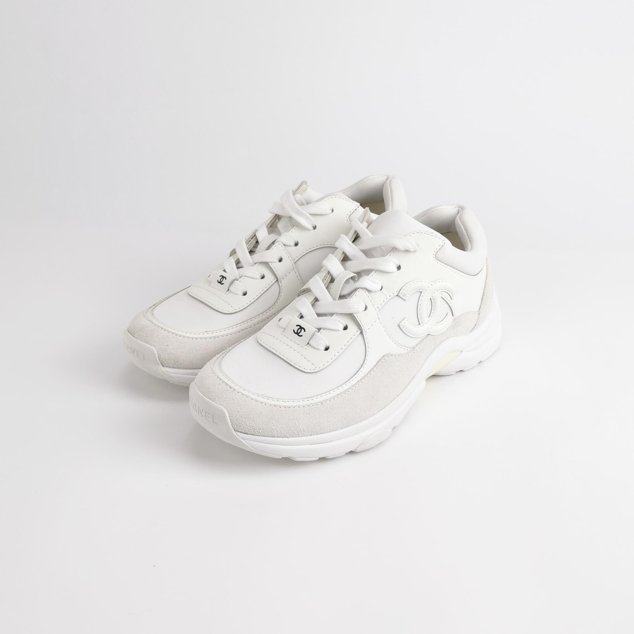 Chanel Chanel Women 7-5 Lowtop Sneakers Size US 7.5 / IT 37.5 - 2 Thumbnail