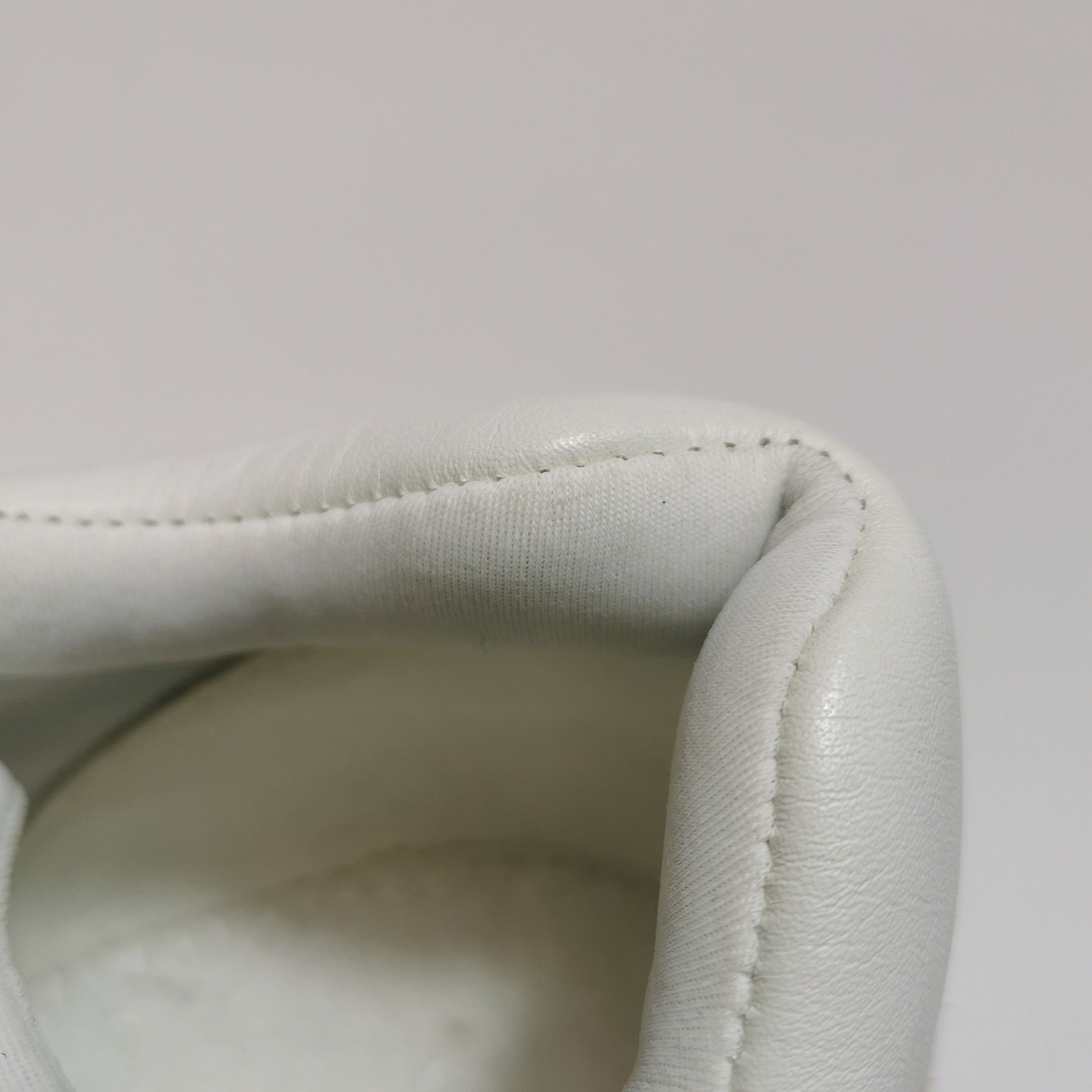 Chanel Chanel Women 7-5 Lowtop Sneakers Size US 7.5 / IT 37.5 - 11 Thumbnail