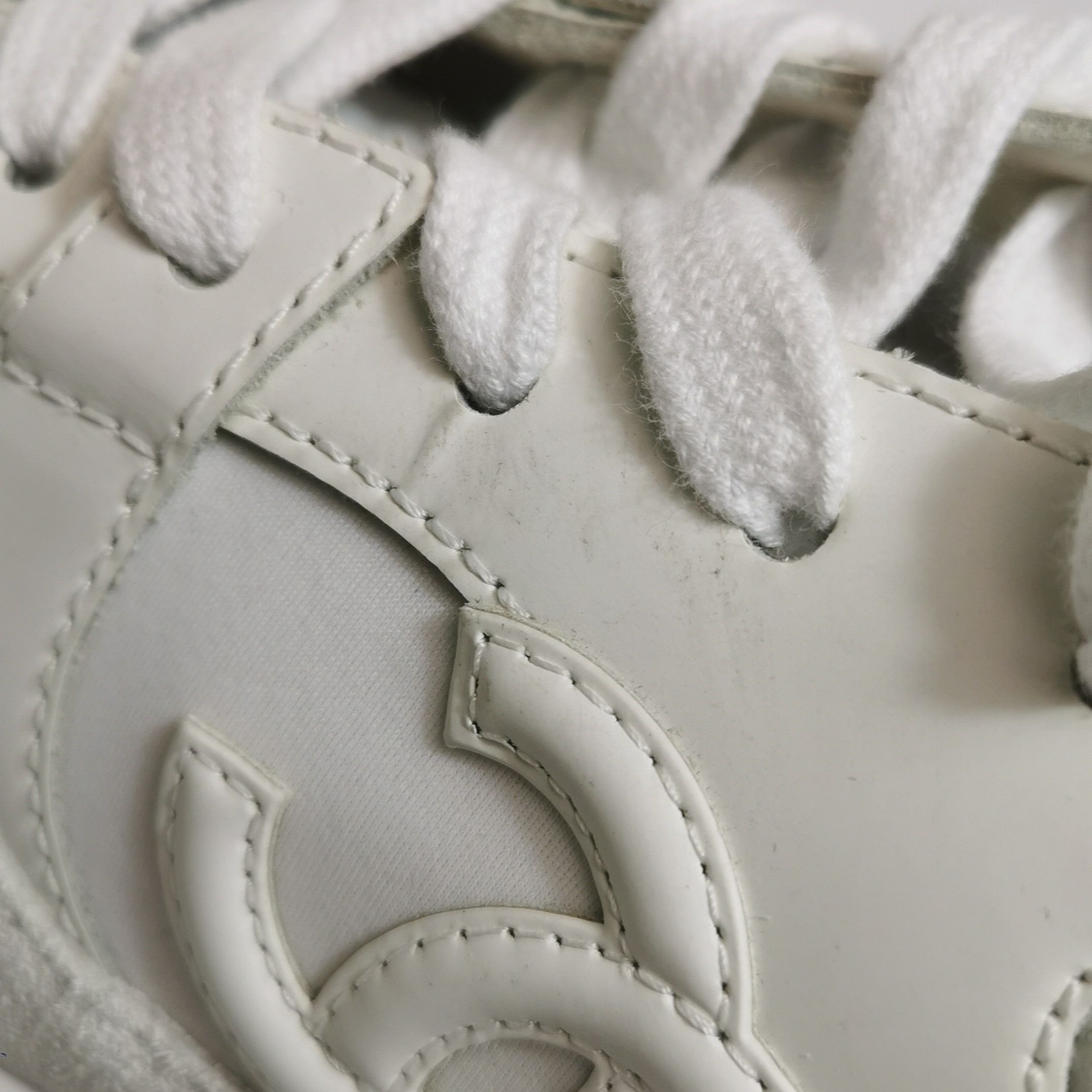 Chanel Chanel Women 7-5 Lowtop Sneakers Size US 7.5 / IT 37.5 - 9 Thumbnail