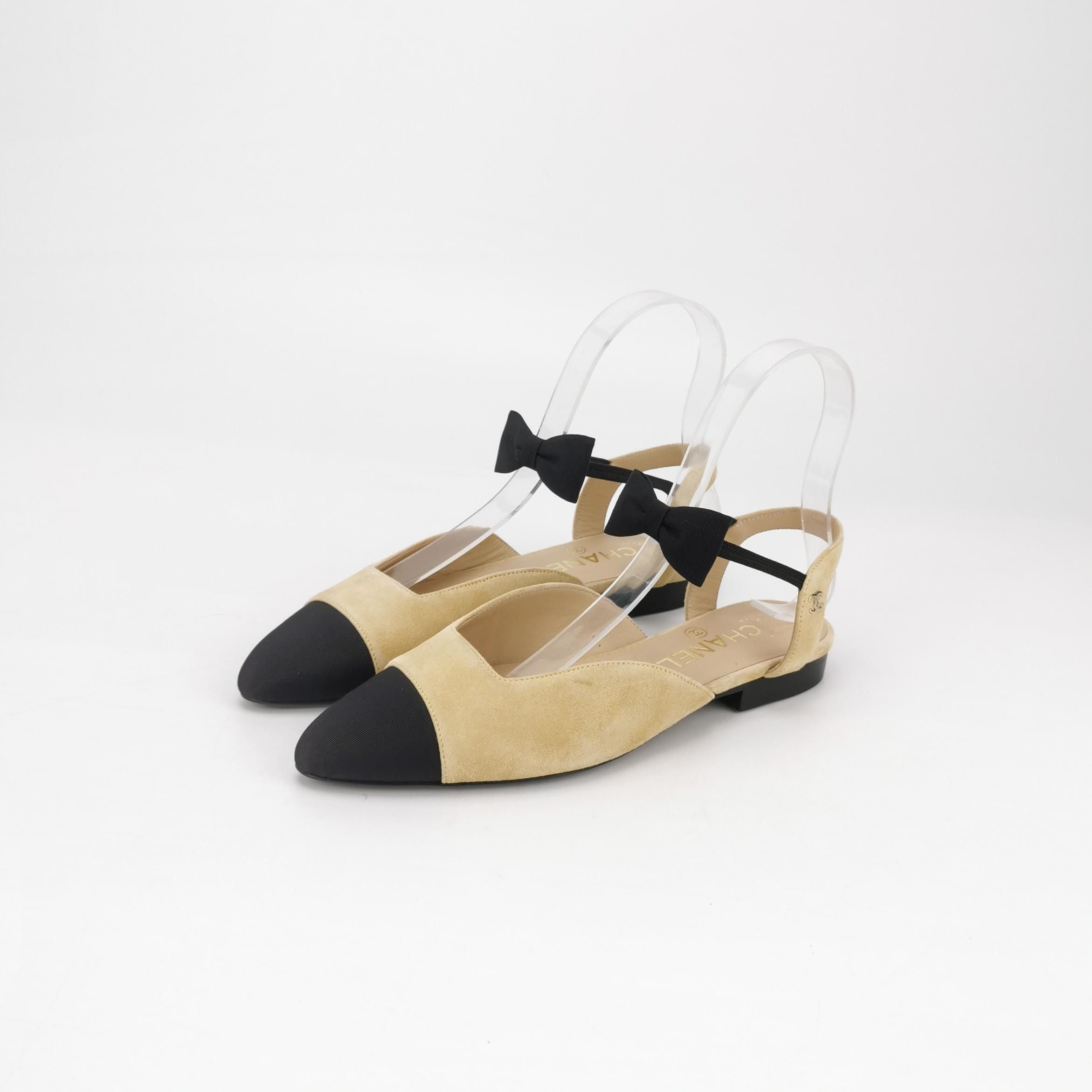 Chanel Chanel Women 5 Flats Size US 5 / IT 35 - 2 Thumbnail