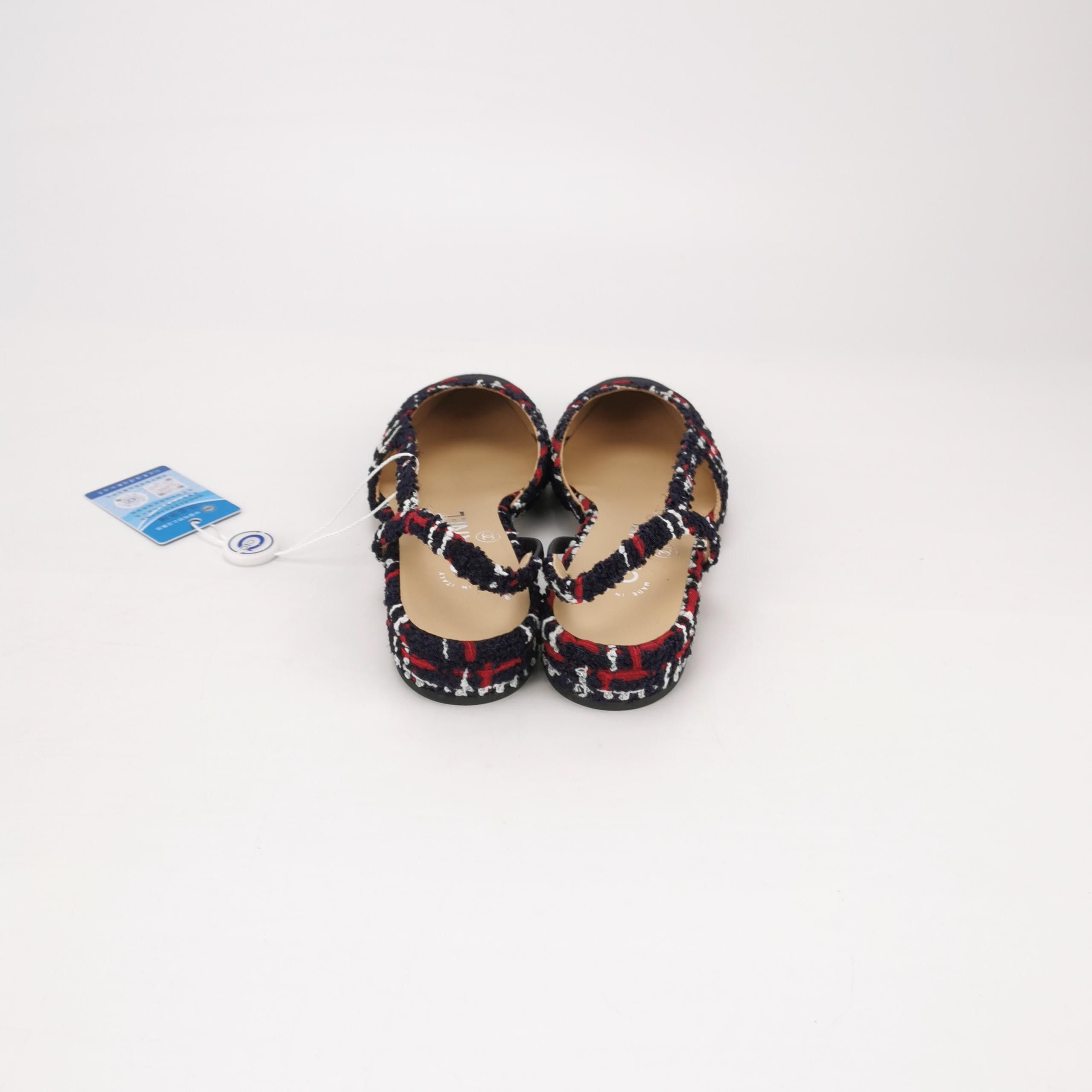 Chanel Chanel Women 5 Flats Size US 5 / IT 35 - 4 Thumbnail