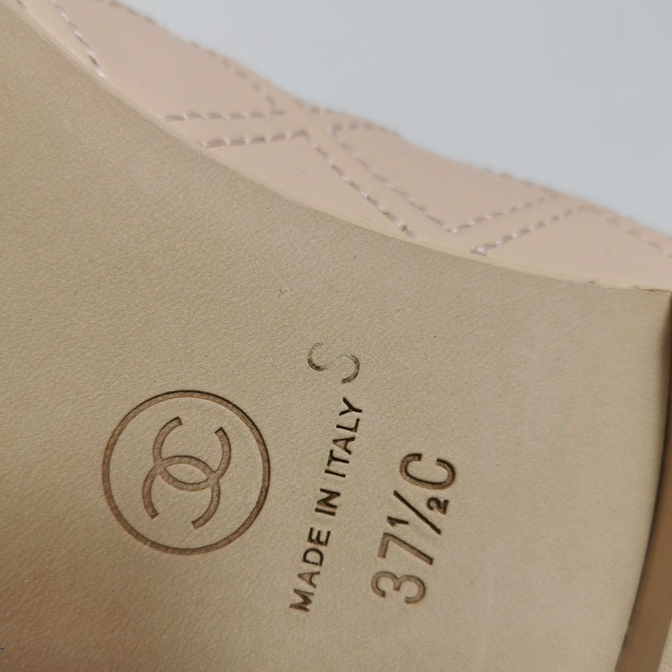 Chanel Chanel Women 7-5 Flats Size US 7.5 / IT 37.5 - 12 Thumbnail