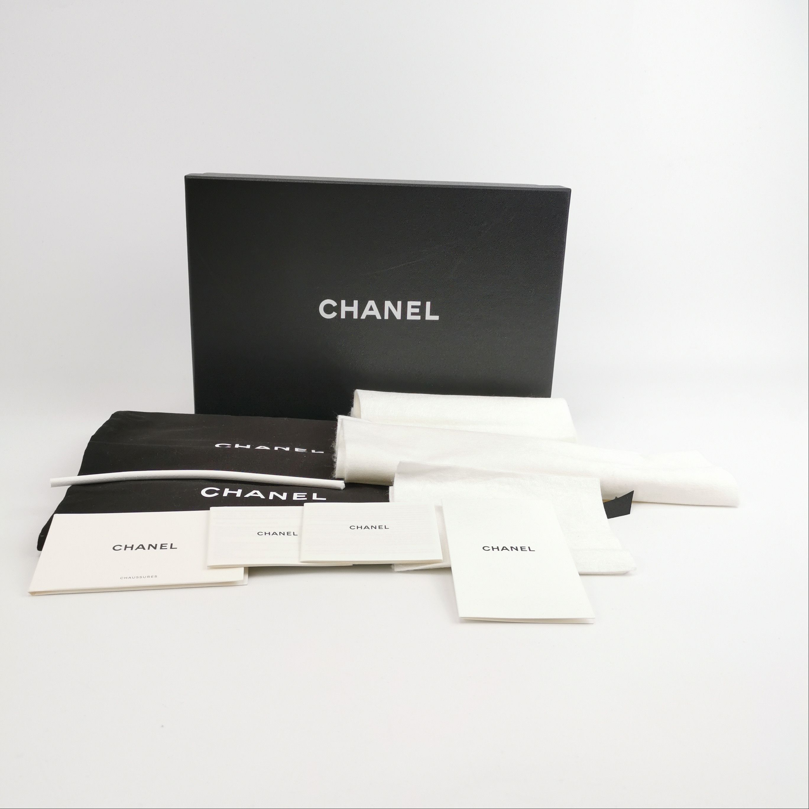 Chanel Chanel Women 7 Flats Size US 7 / IT 37 - 6 Thumbnail
