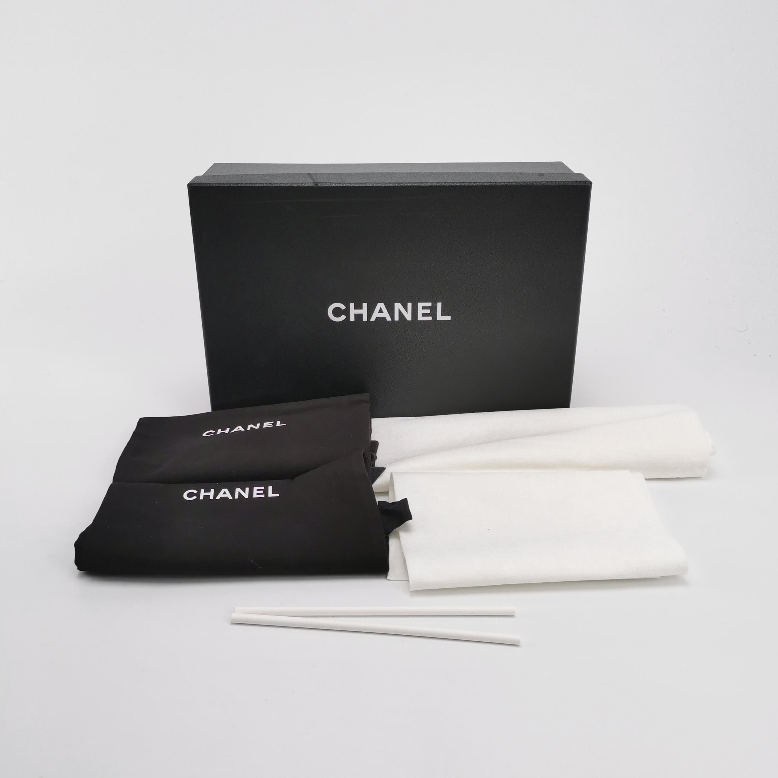 Chanel Chanel Women 5 Flats Size US 5 / IT 35 - 6 Thumbnail