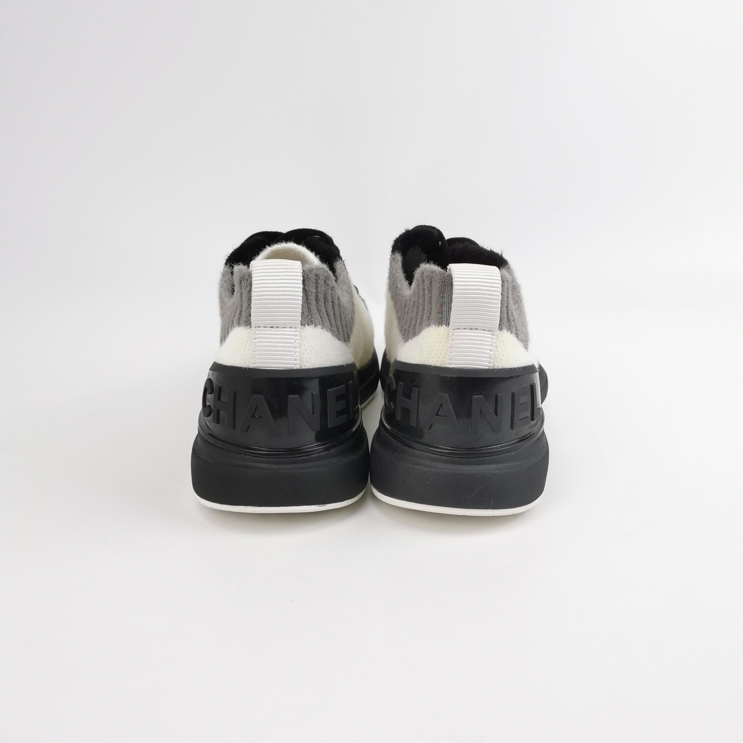 Chanel Chanel Women 7 Lowtop Sneakers Size US 7 / IT 37 - 4 Thumbnail
