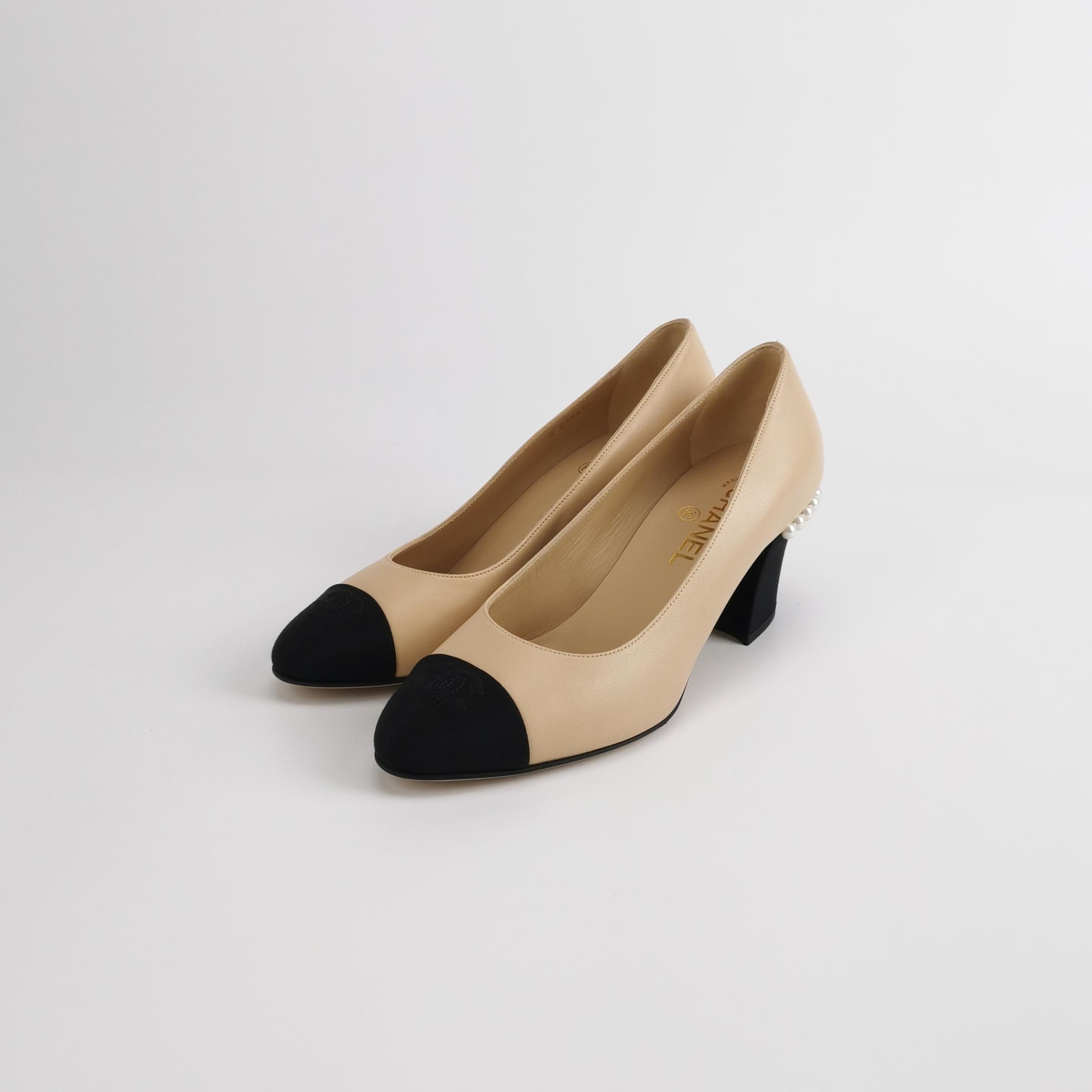 Chanel Chanel Women 8-5 Heels Size US 8.5 / IT 38.5 - 2 Thumbnail