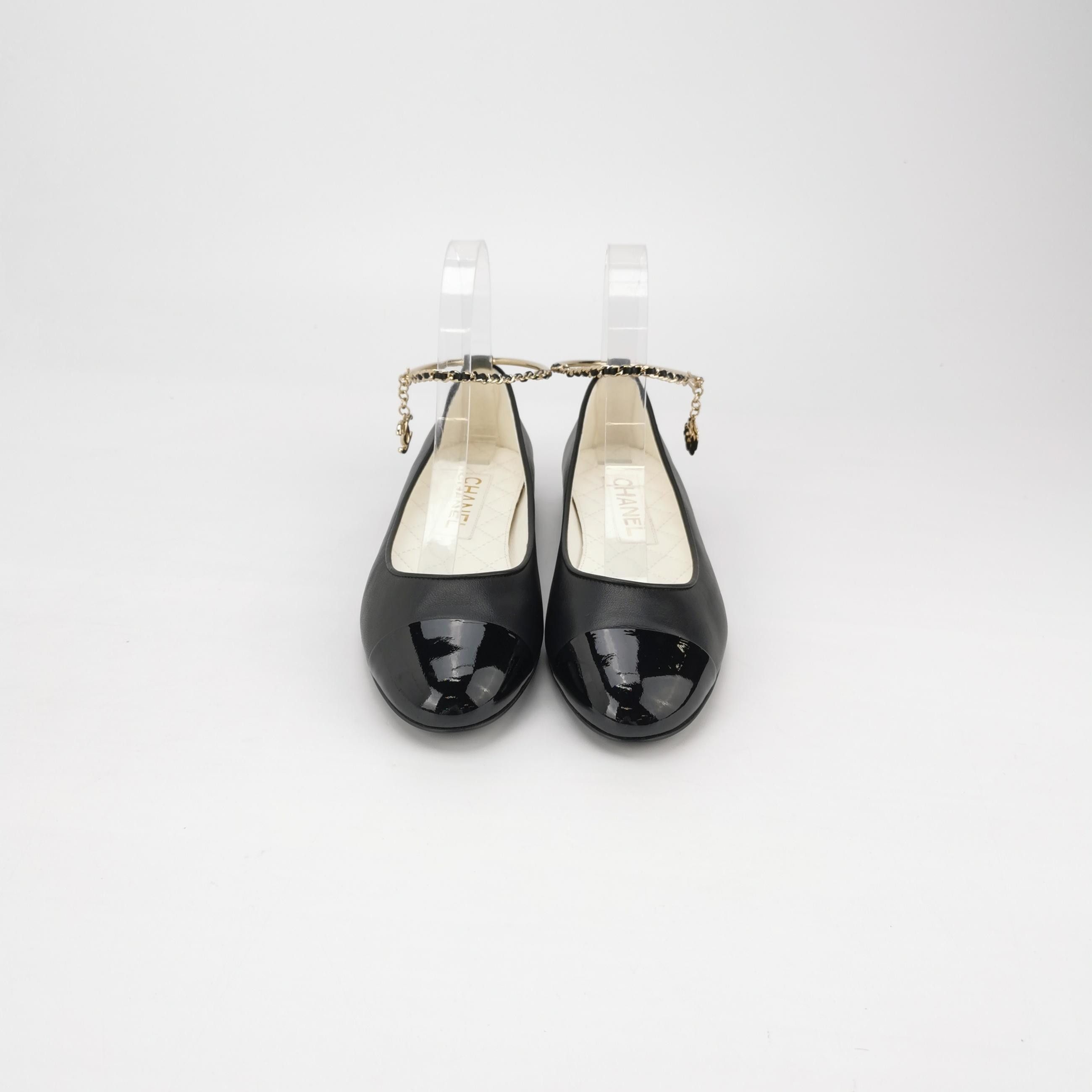 Chanel Chanel Women 7-5 Flats Size US 7.5 / IT 37.5 - 3 Thumbnail