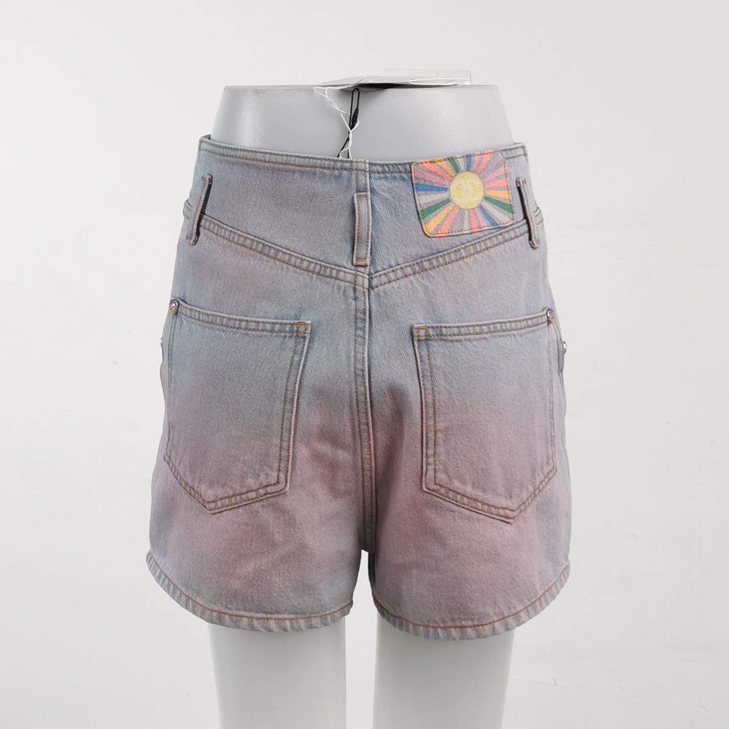 Chanel Chanel Women 36 Shorts Size 36" / US 14 / IT 50 - 2 Thumbnail