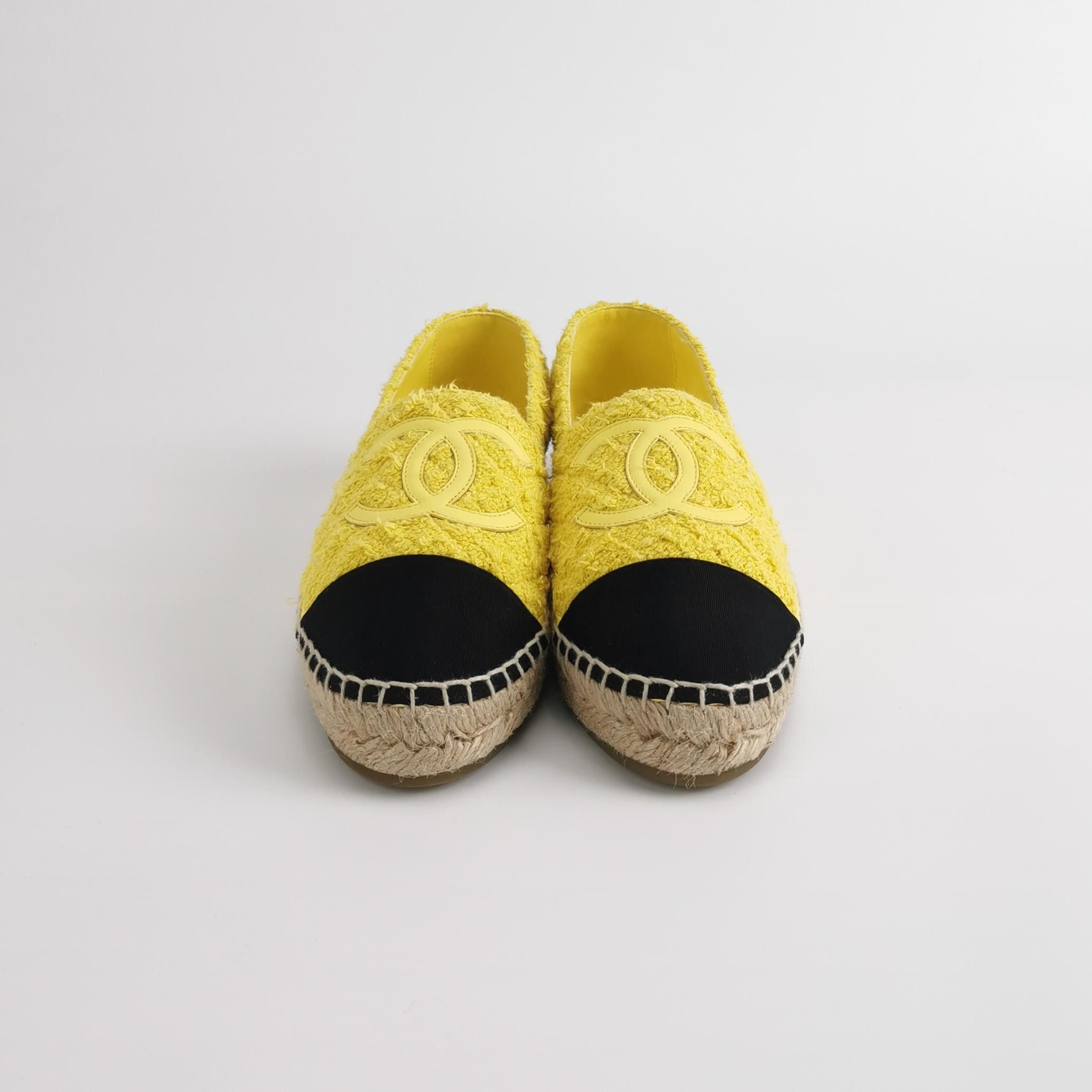 Chanel Chanel Women 7 Flats Size US 7 / IT 37 - 3 Thumbnail