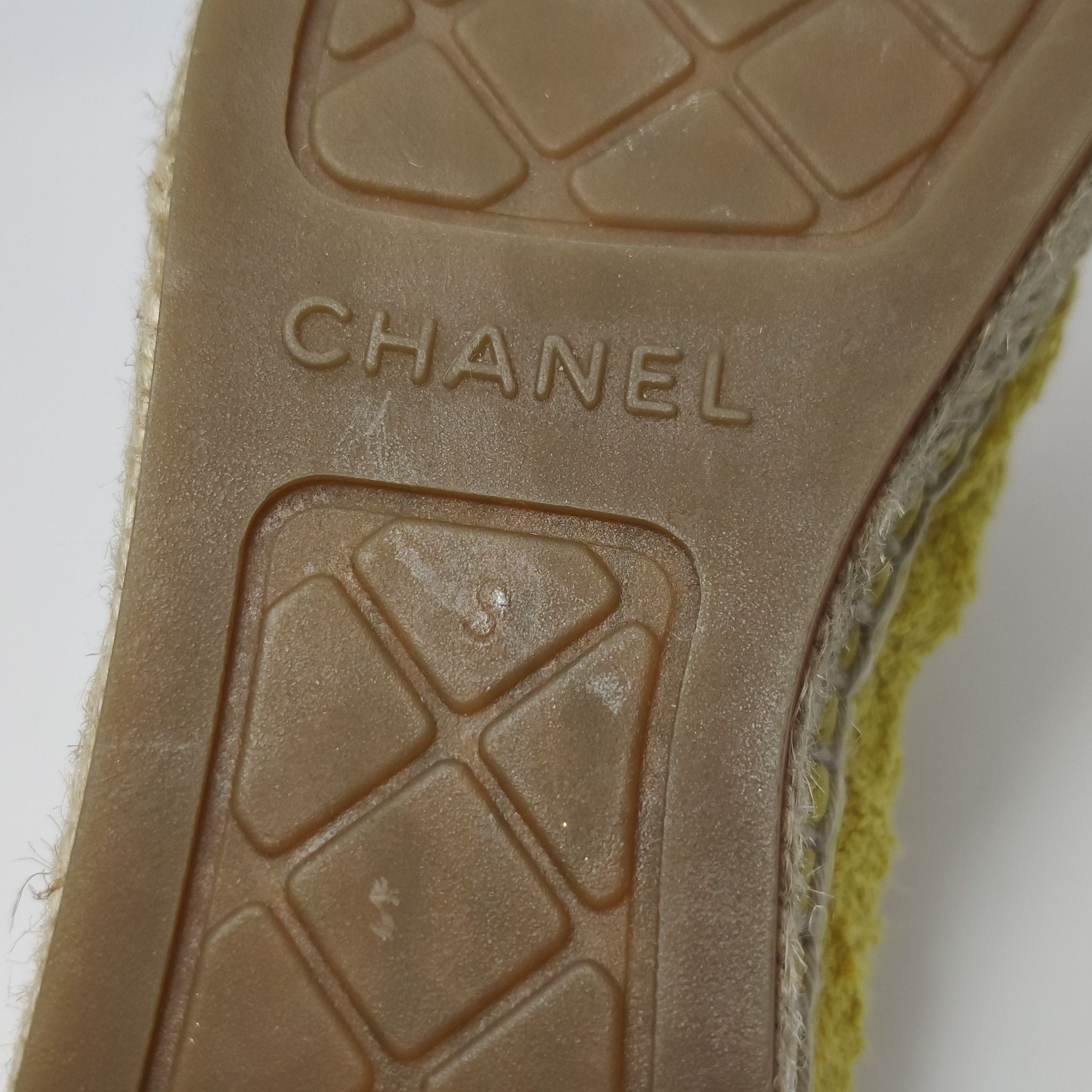 Chanel Chanel Women 7 Flats Size US 7 / IT 37 - 8 Thumbnail