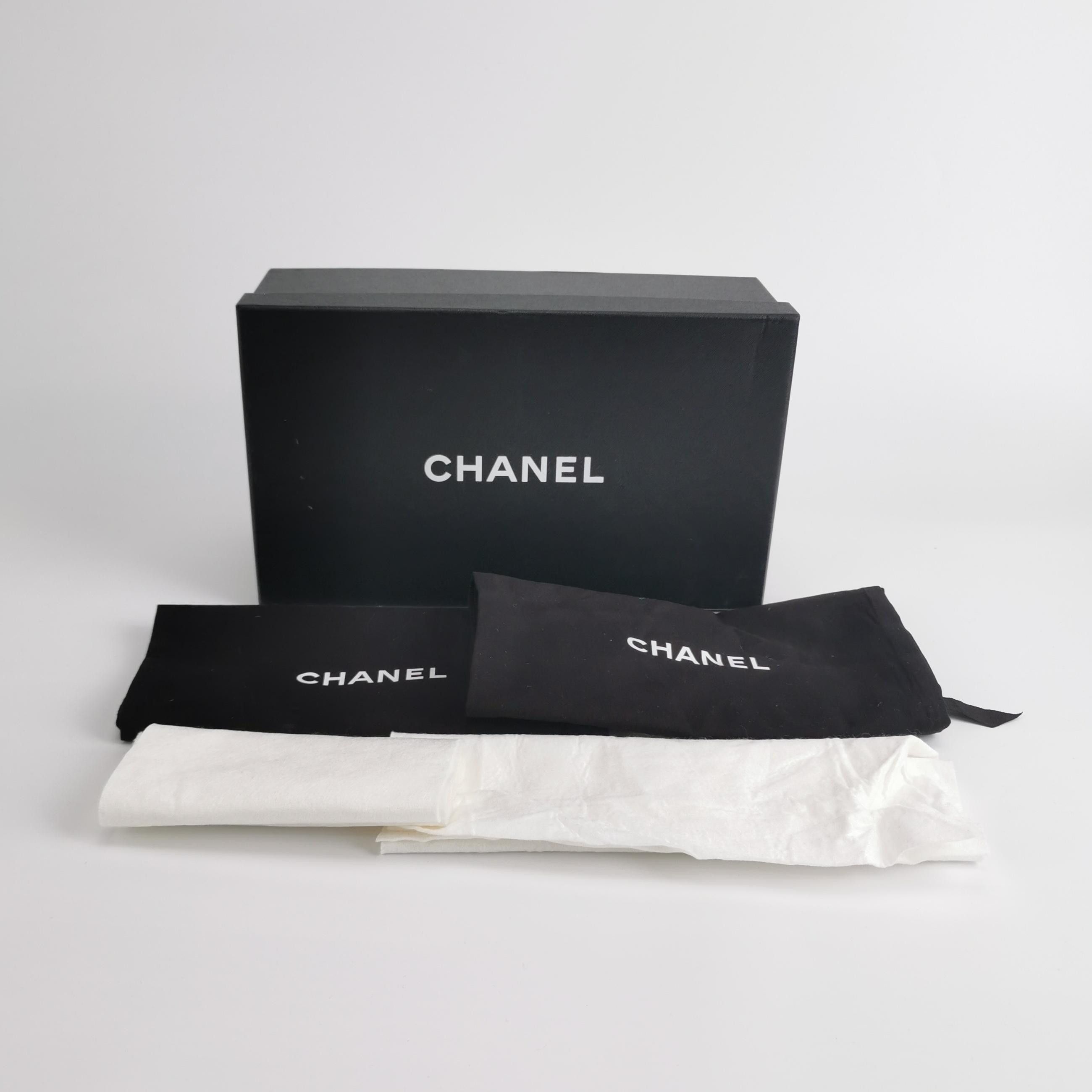 Chanel Chanel Women 7 Flats Size US 7 / IT 37 - 6 Thumbnail