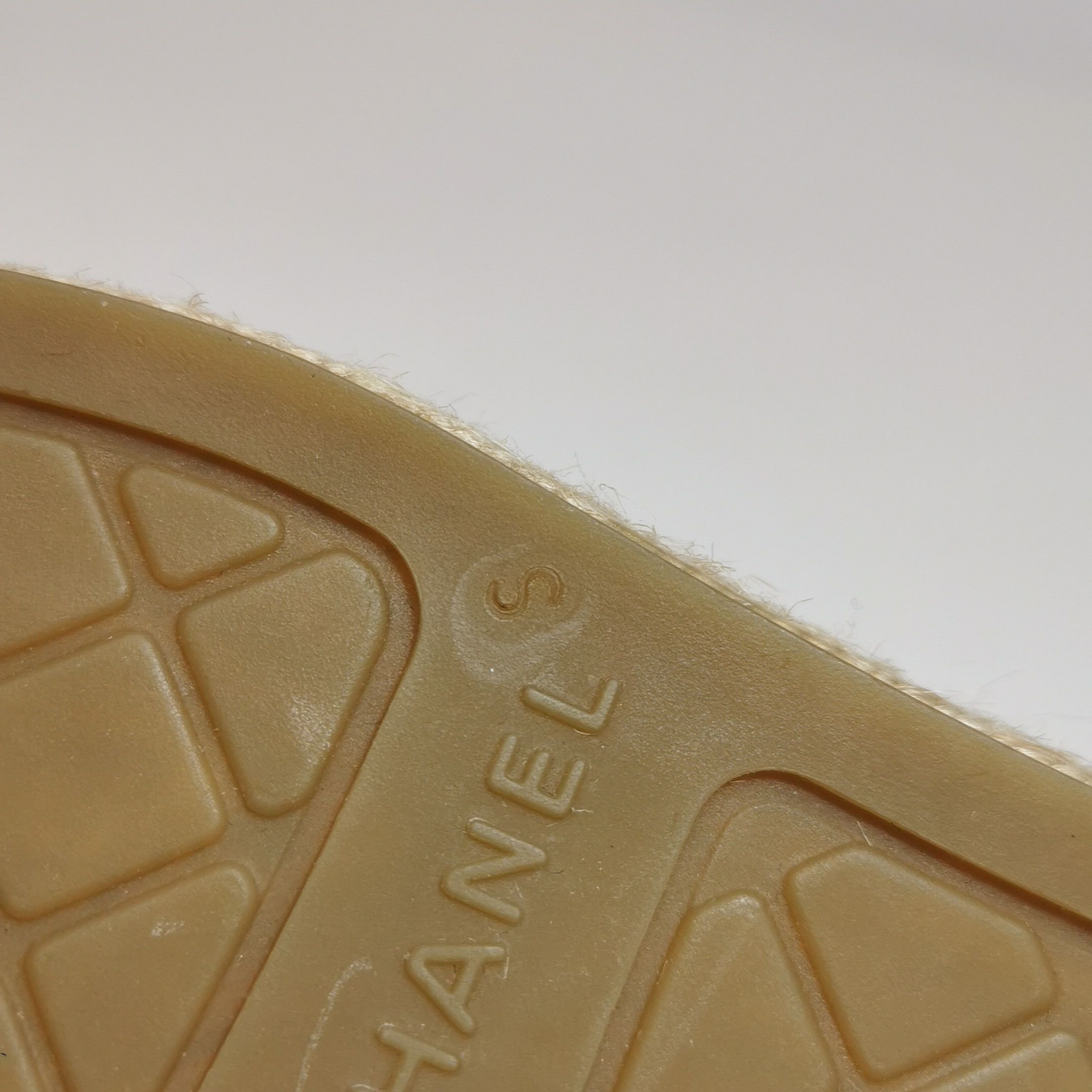 Chanel Chanel Women 5 Flats Size US 5 / IT 35 - 8 Thumbnail