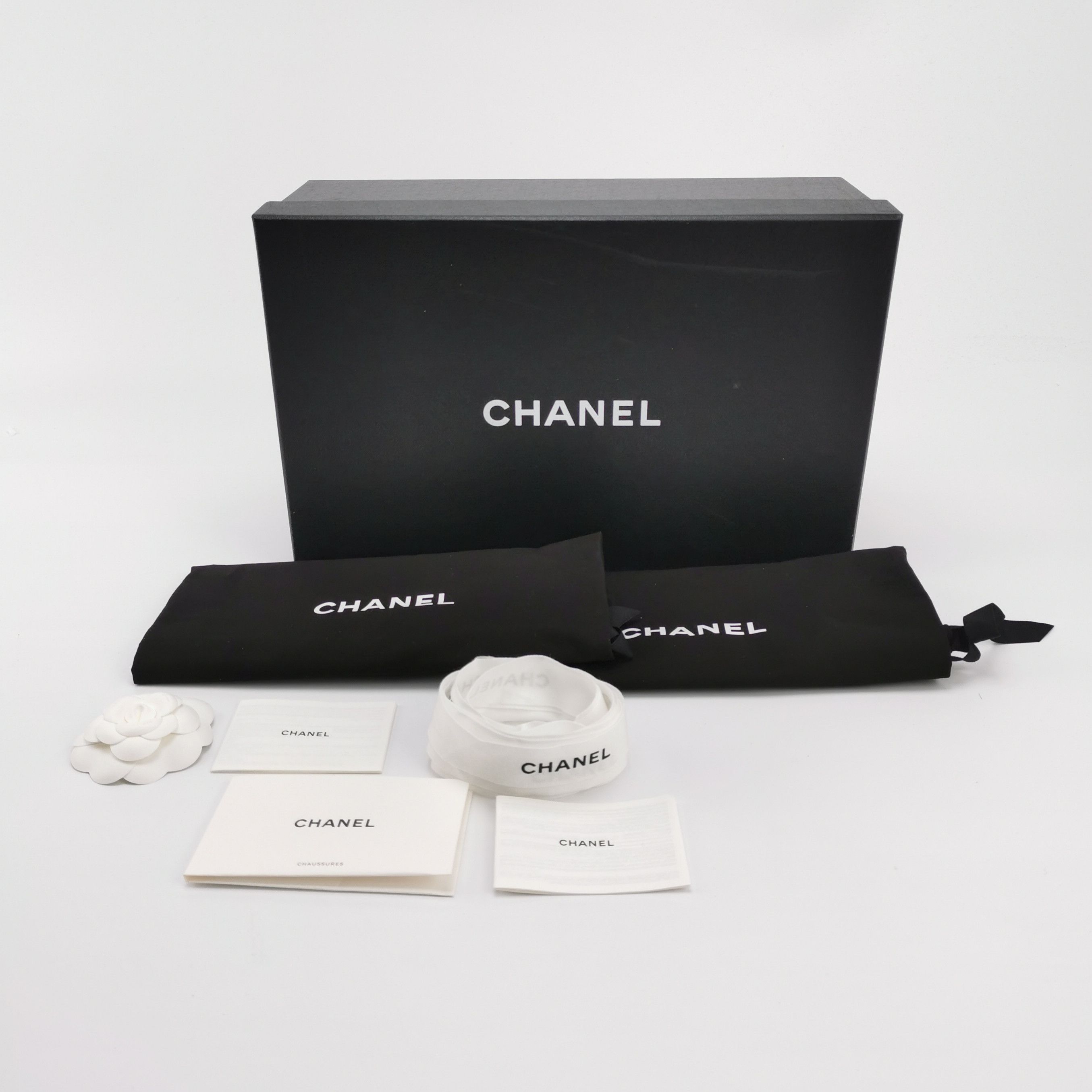 Chanel Chanel Women 7 Flats Size US 7 / IT 37 - 6 Thumbnail