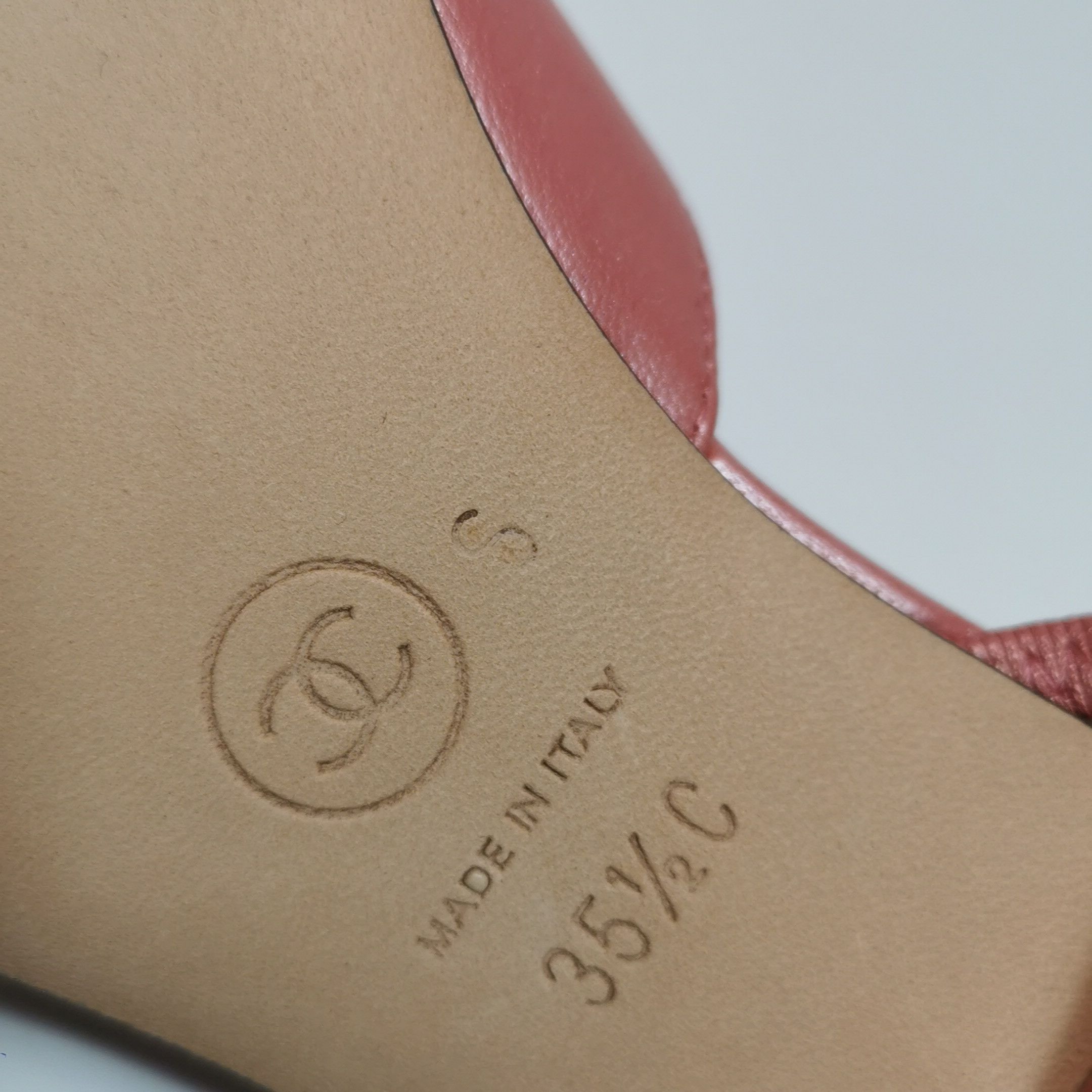 Chanel Chanel Women 5-5 Flats Size US 5.5 / IT 35.5 - 9 Thumbnail