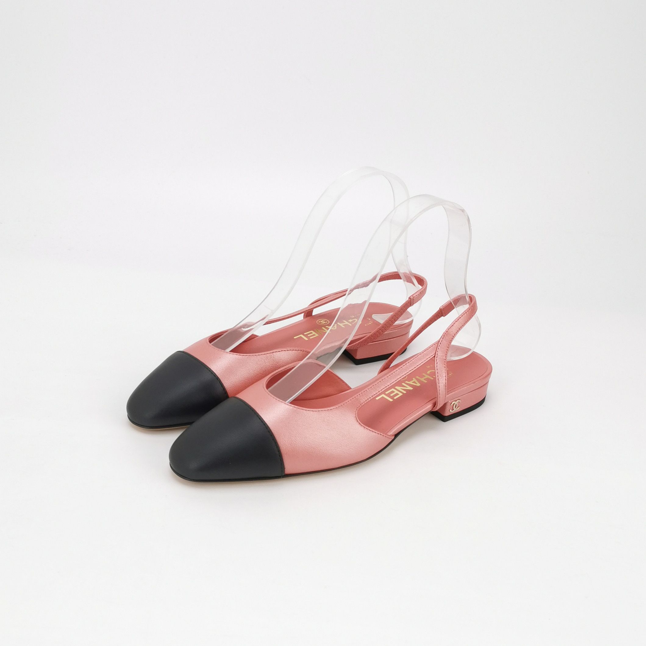 Chanel Chanel Women 5-5 Flats Size US 5.5 / IT 35.5 - 2 Thumbnail