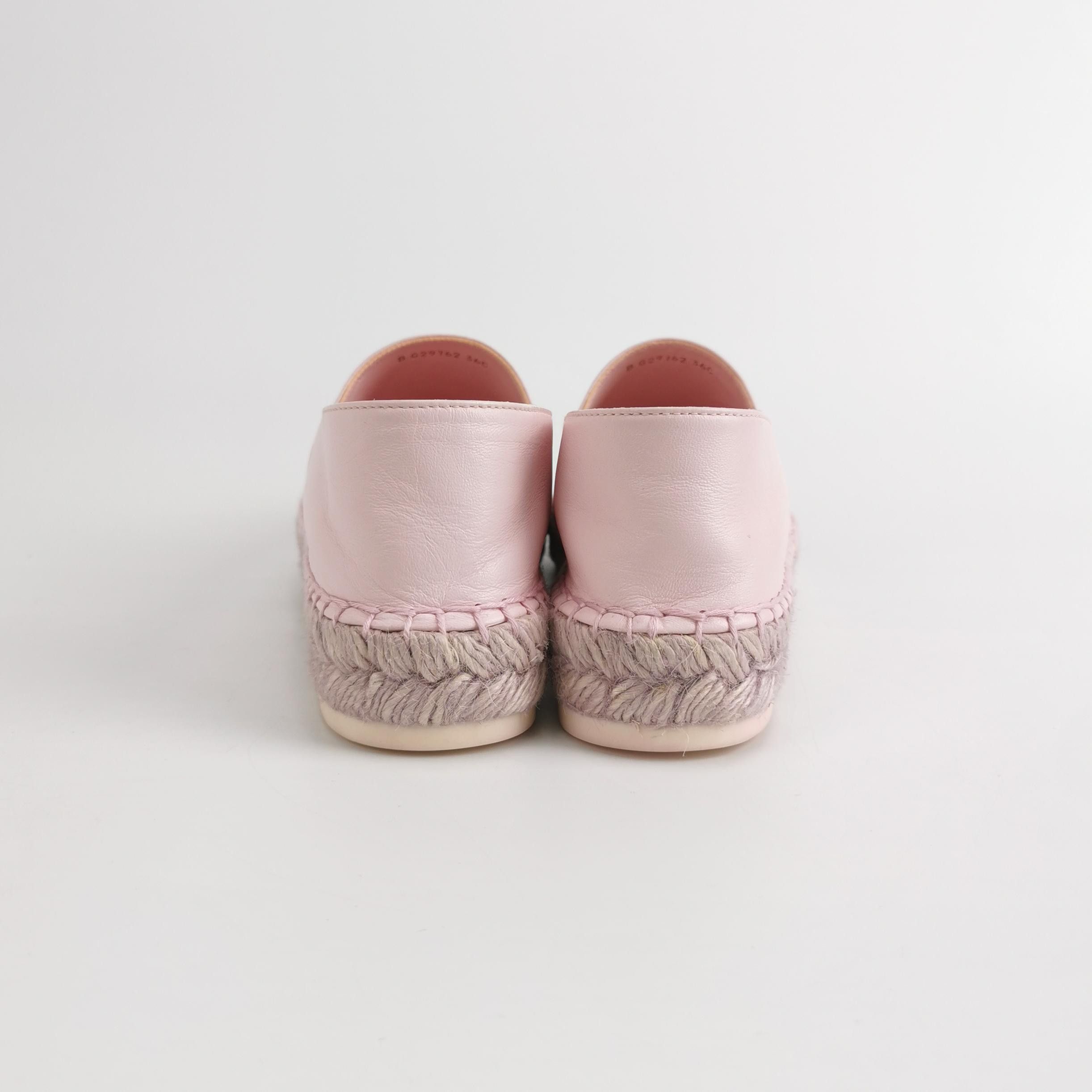 Chanel Chanel Women 6 Flats Size US 6 / IT 36 - 4 Thumbnail