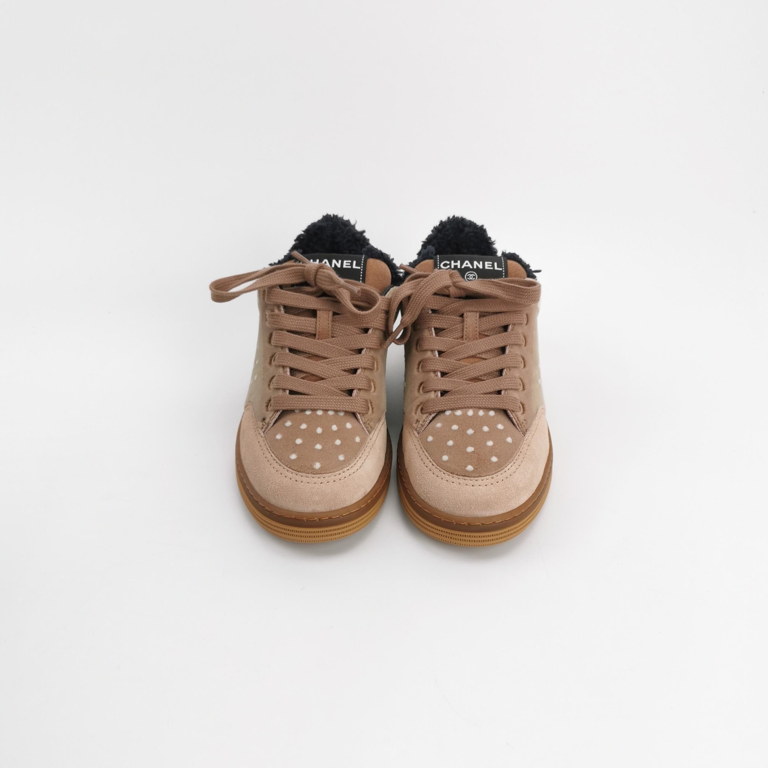Chanel Chanel Women 5-5 Lowtop Sneakers Size US 5.5 / IT 35.5 - 3 Thumbnail