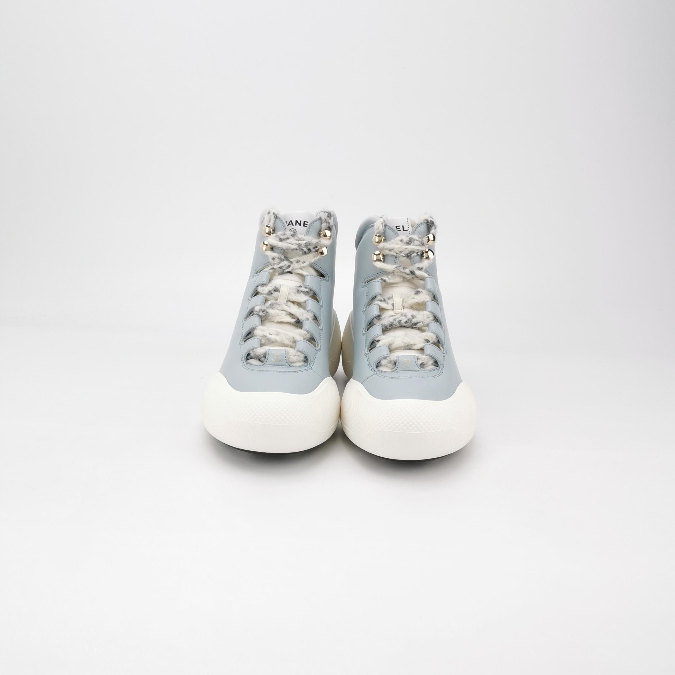Chanel Chanel Women 7 Lowtop Sneakers Size US 7 / IT 37 - 3 Thumbnail