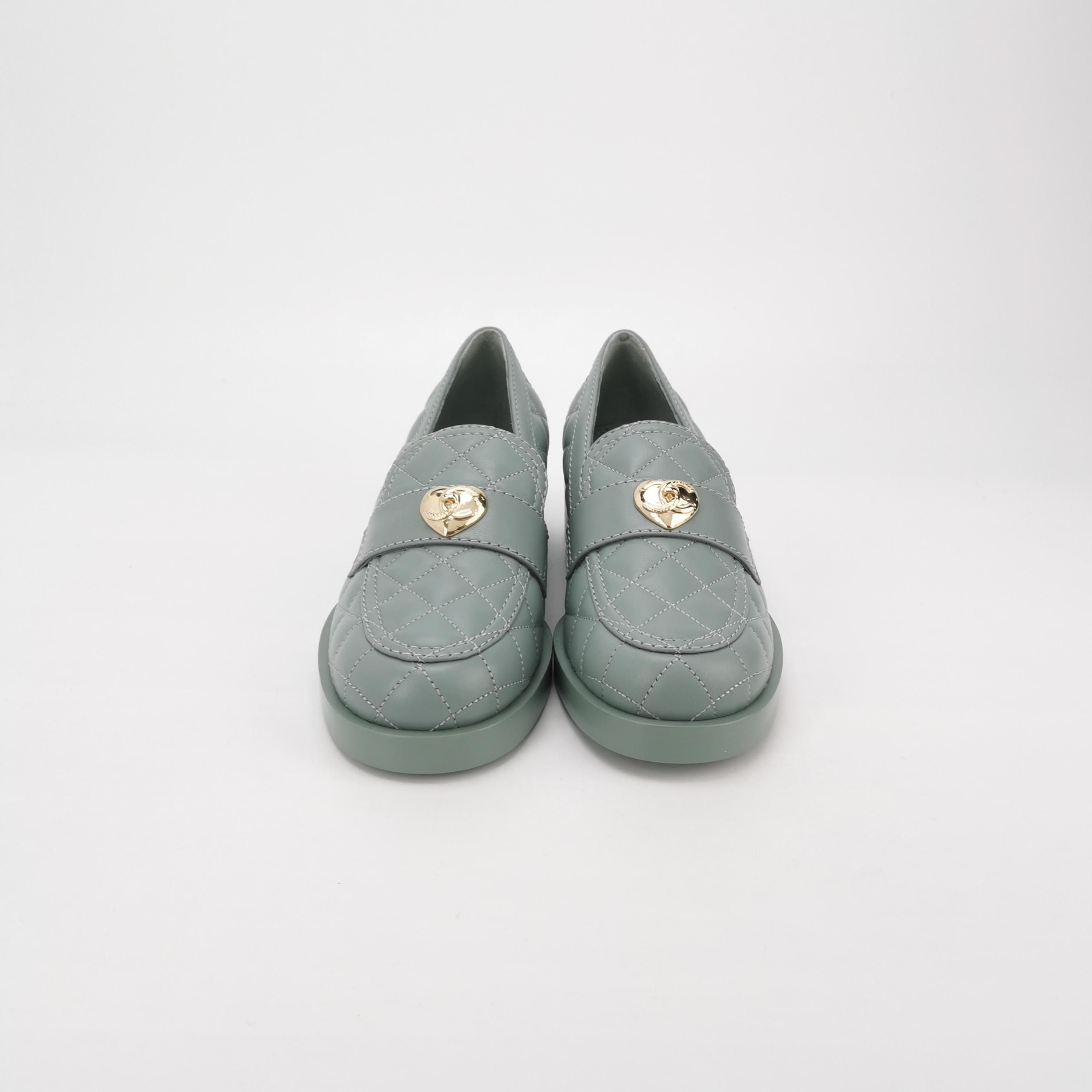 Chanel Chanel Women 6-5 Flats Size US 6.5 / IT 36.5 - 3 Thumbnail