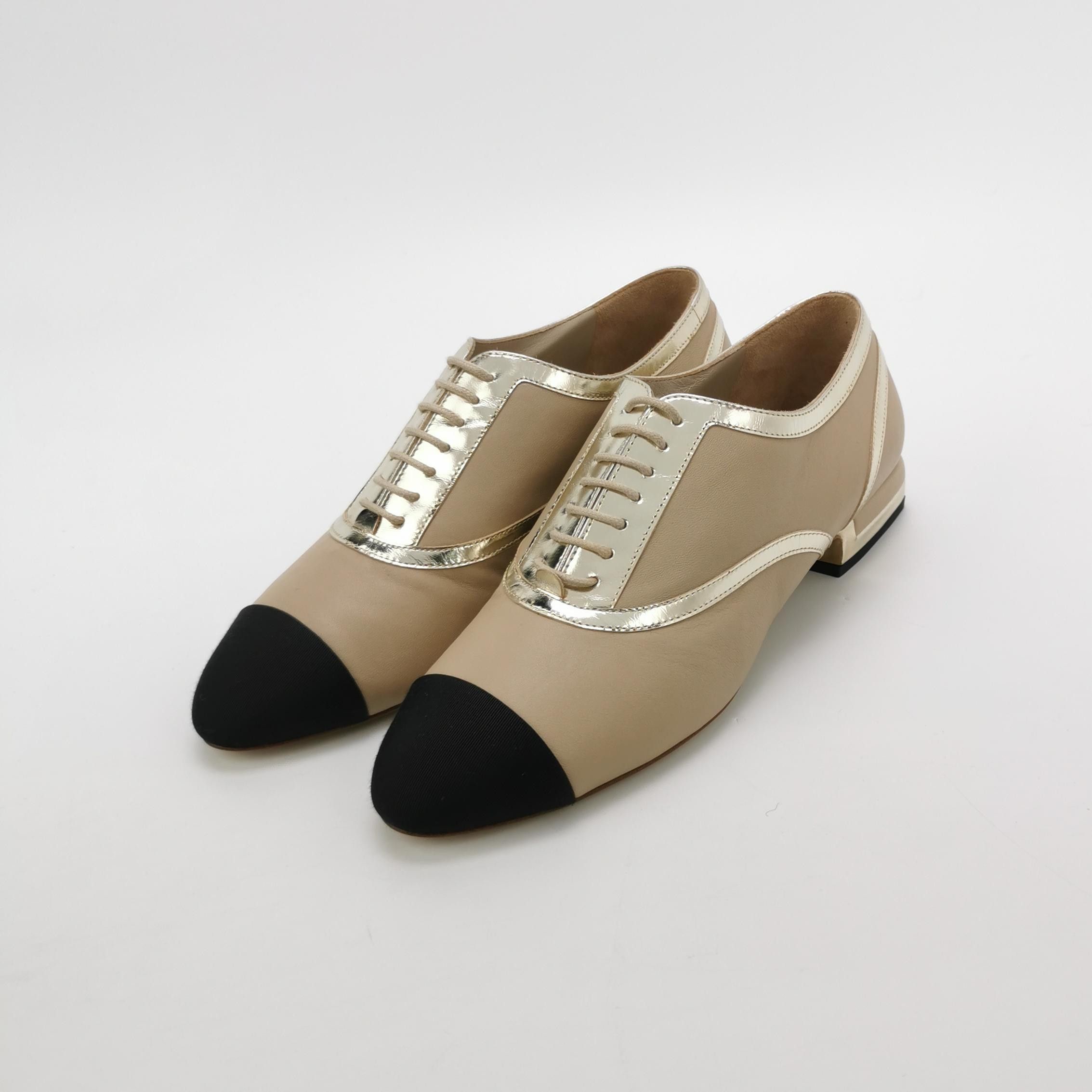 Chanel Chanel Women 5-5 Flats Size US 5.5 / IT 35.5 - 2 Thumbnail