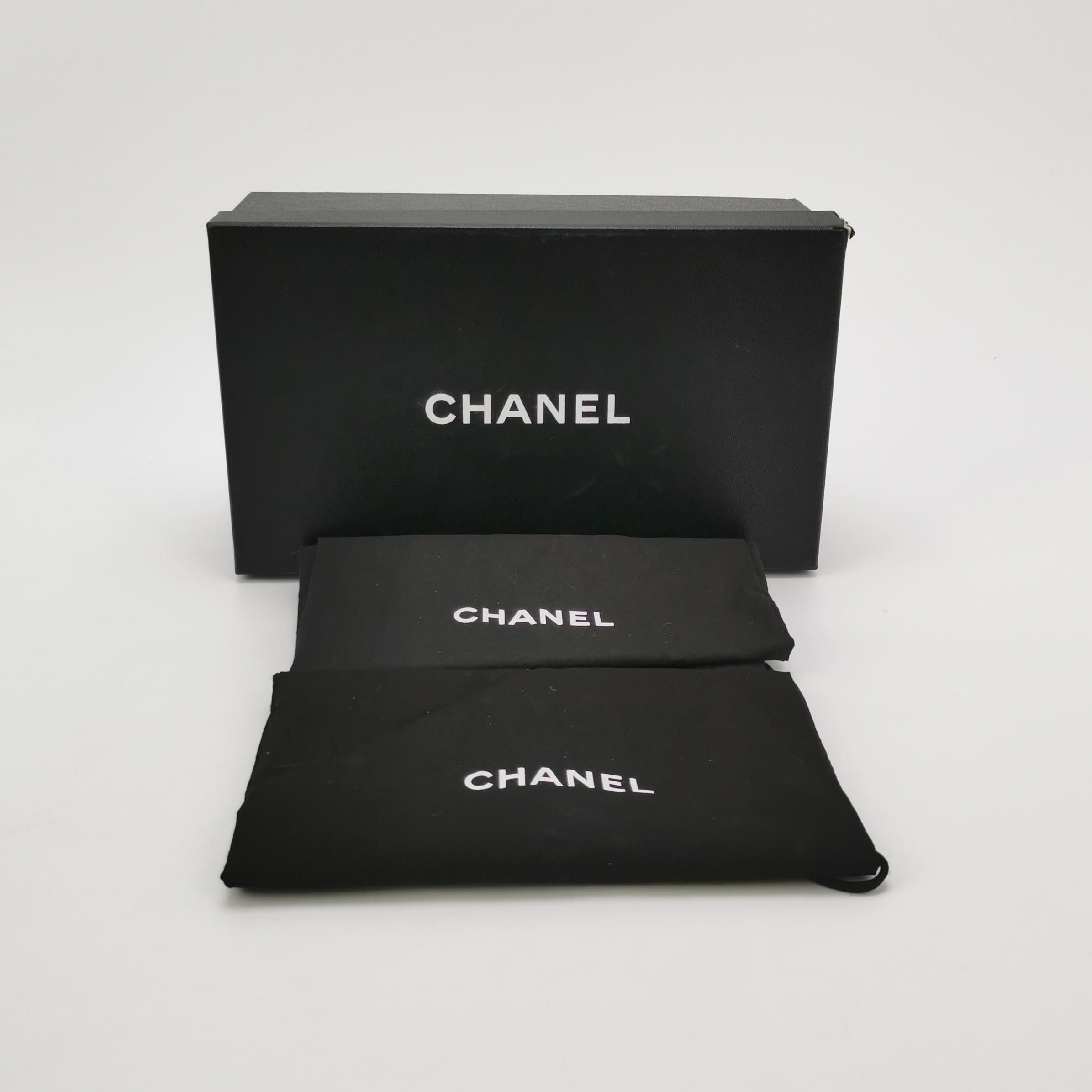 Chanel Chanel Women 5-5 Flats Size US 5.5 / IT 35.5 - 6 Thumbnail