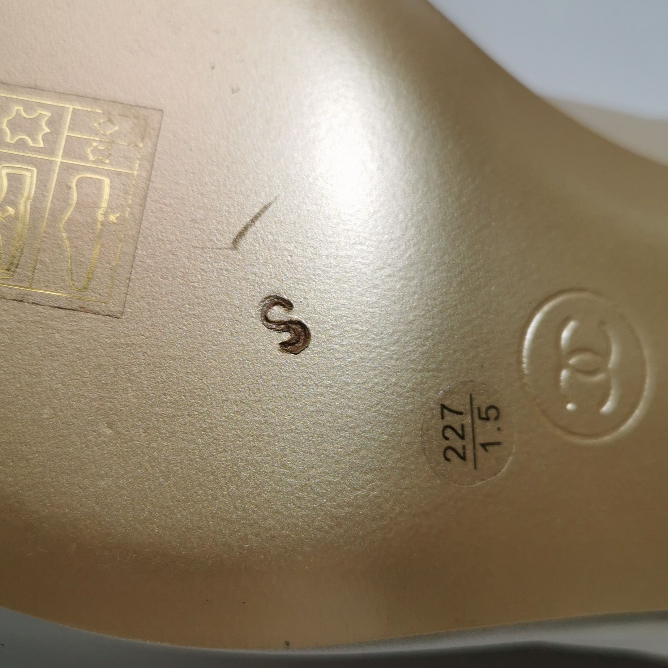 Chanel Chanel Women 5-5 Flats Size US 5.5 / IT 35.5 - 11 Thumbnail