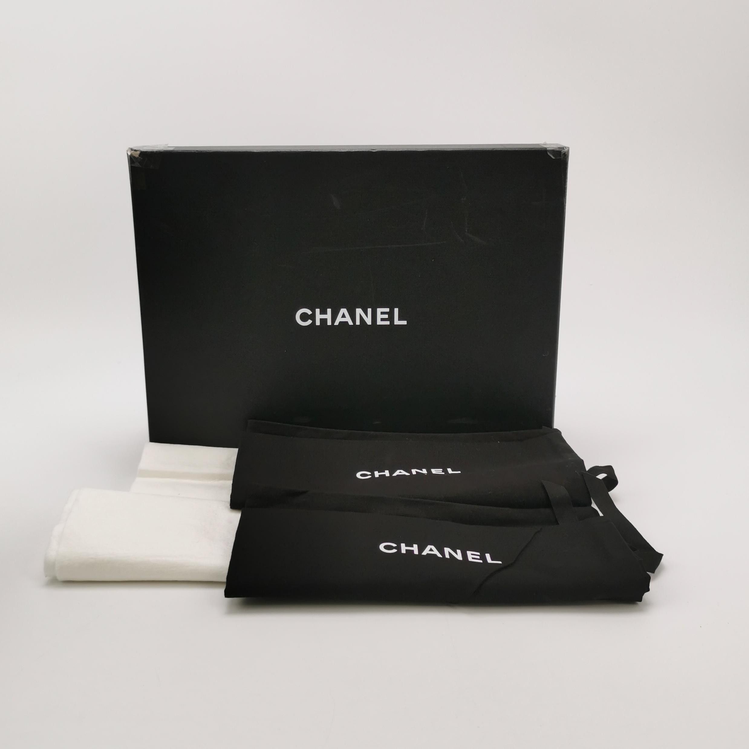 Chanel Chanel Women 6 Boots Size US 6 / IT 36 - 7 Thumbnail