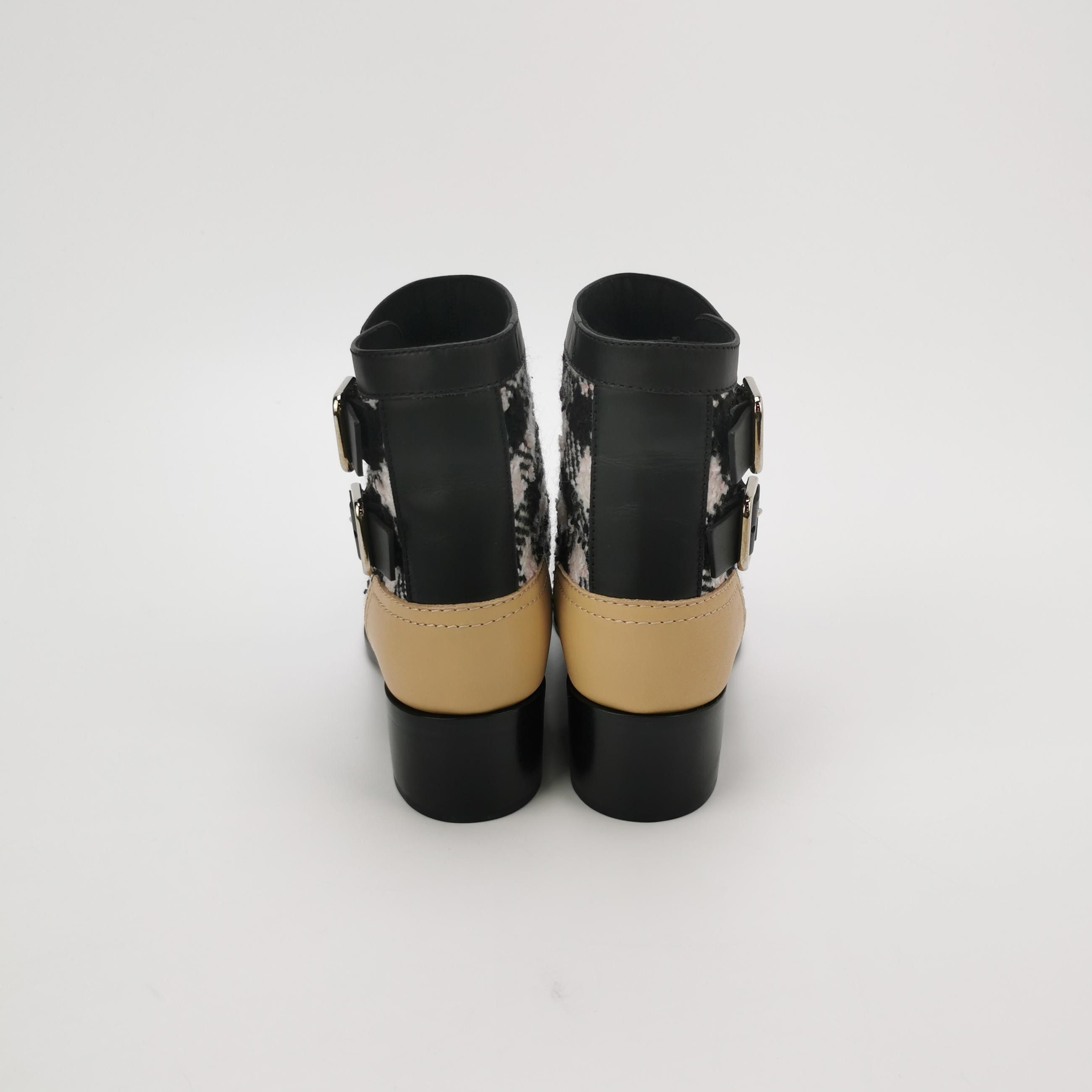 Chanel Chanel Women 5-5 Boots Size US 5.5 / IT 35.5 - 4 Thumbnail